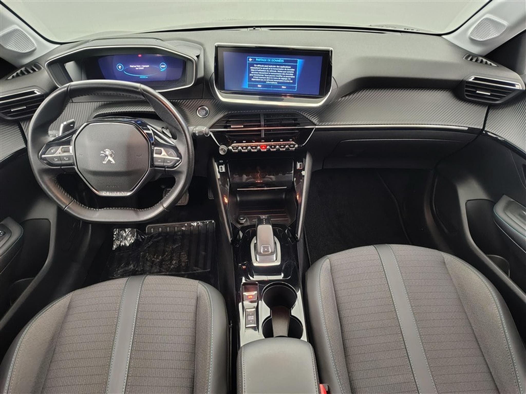 Peugeot 208 1.2i PureTech Allure Pack (2021) - Photo 8