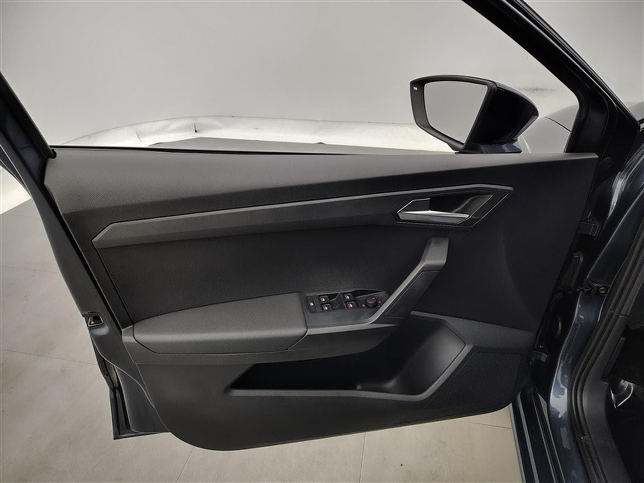 Seat Ibiza 1.0 TSI 95cv Move! CARPLAY / FULL LED / PDC AR / JA 15" (2023) - Photo 16