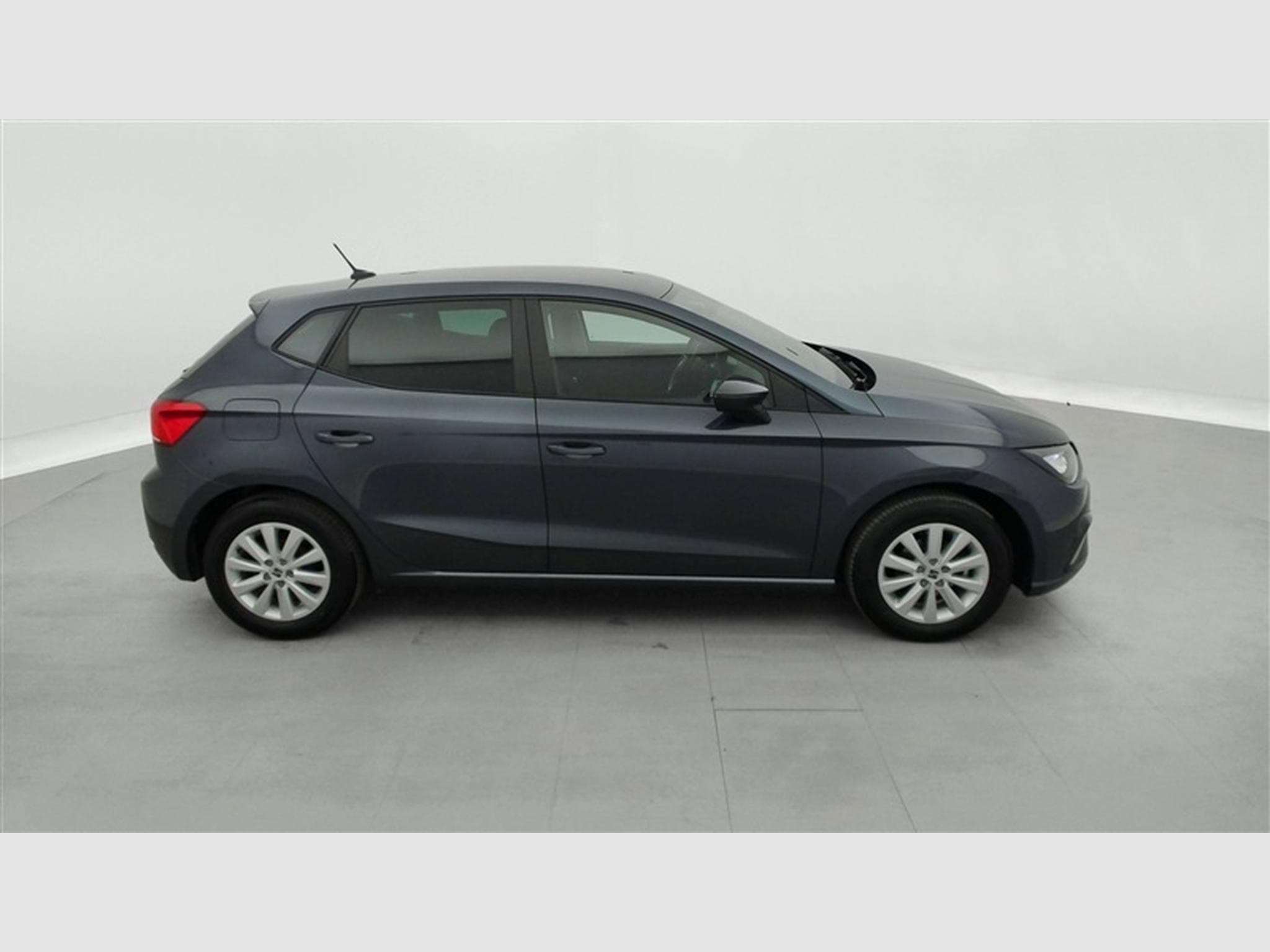 Seat Ibiza 1.0 TSI 95cv Move! CARPLAY / FULL LED / PDC AR / JA 15" (2023) - Photo 23