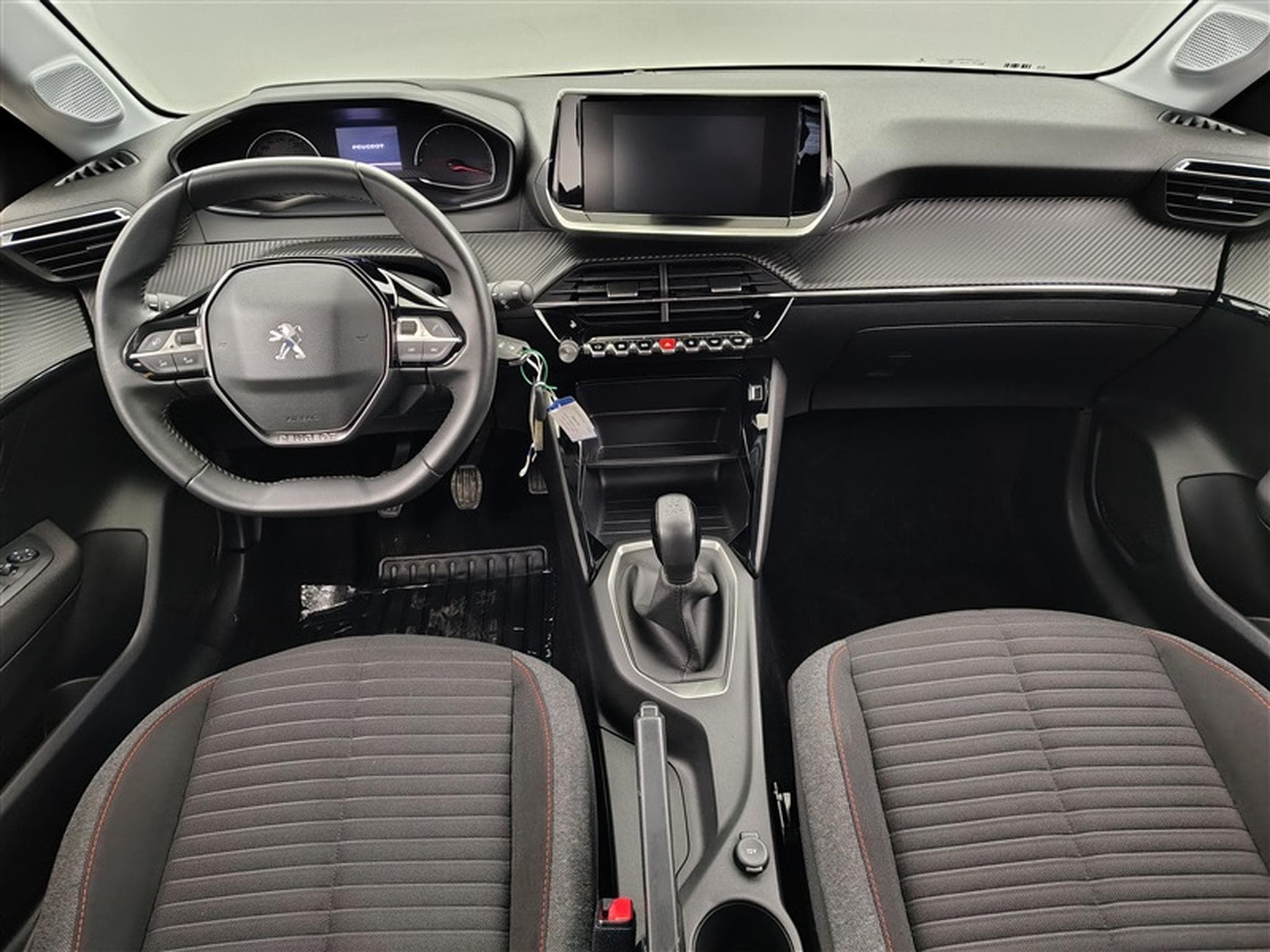 Peugeot 208 1.2 PureTech 82cv Active CLIM / CRUISE / PDC AR / ECRAN 7" (2021) - Photo 8