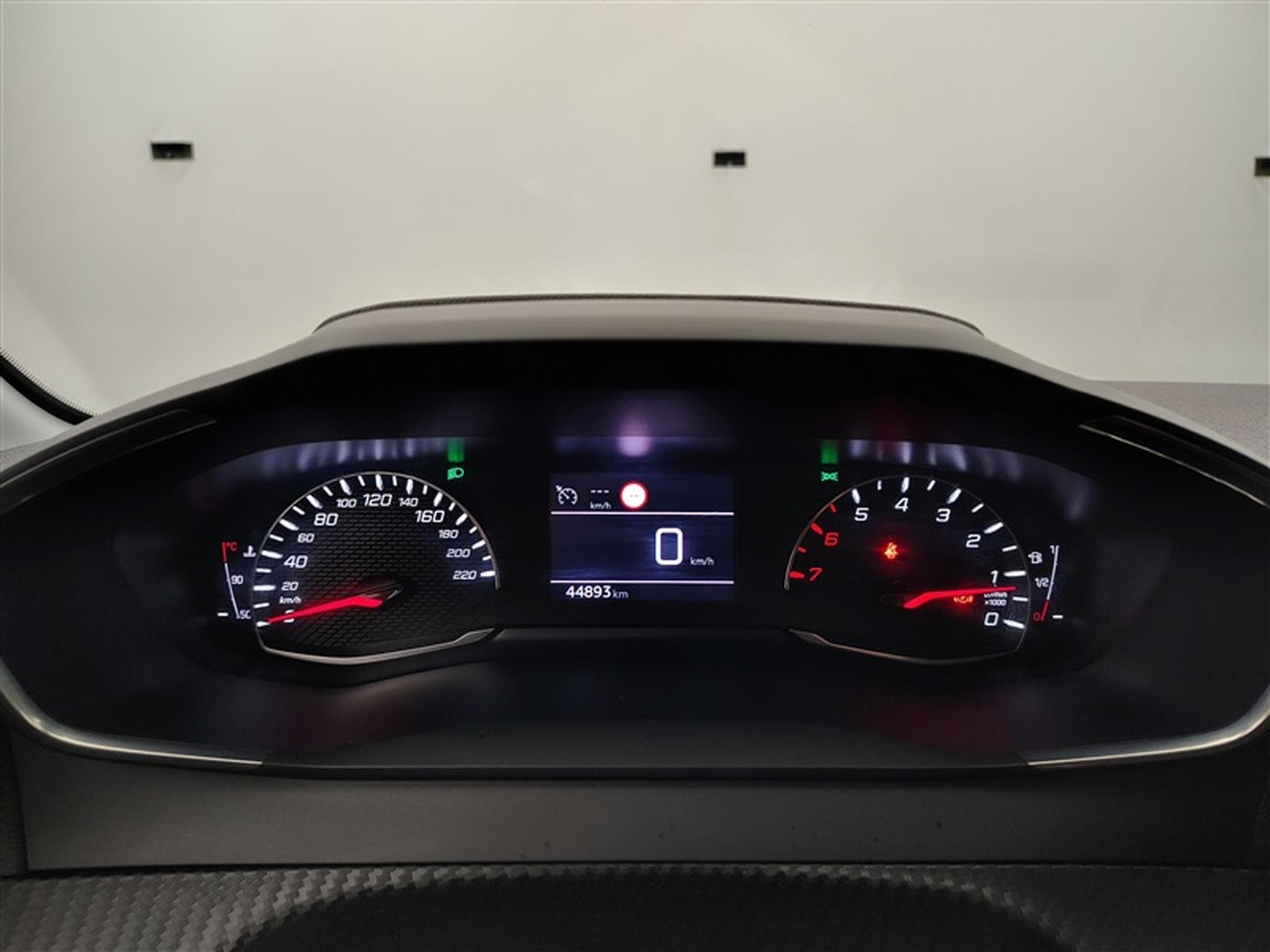 Peugeot 208 1.2 PureTech 82cv Active CLIM / CRUISE / PDC AR / ECRAN 7" (2021) - Photo 10