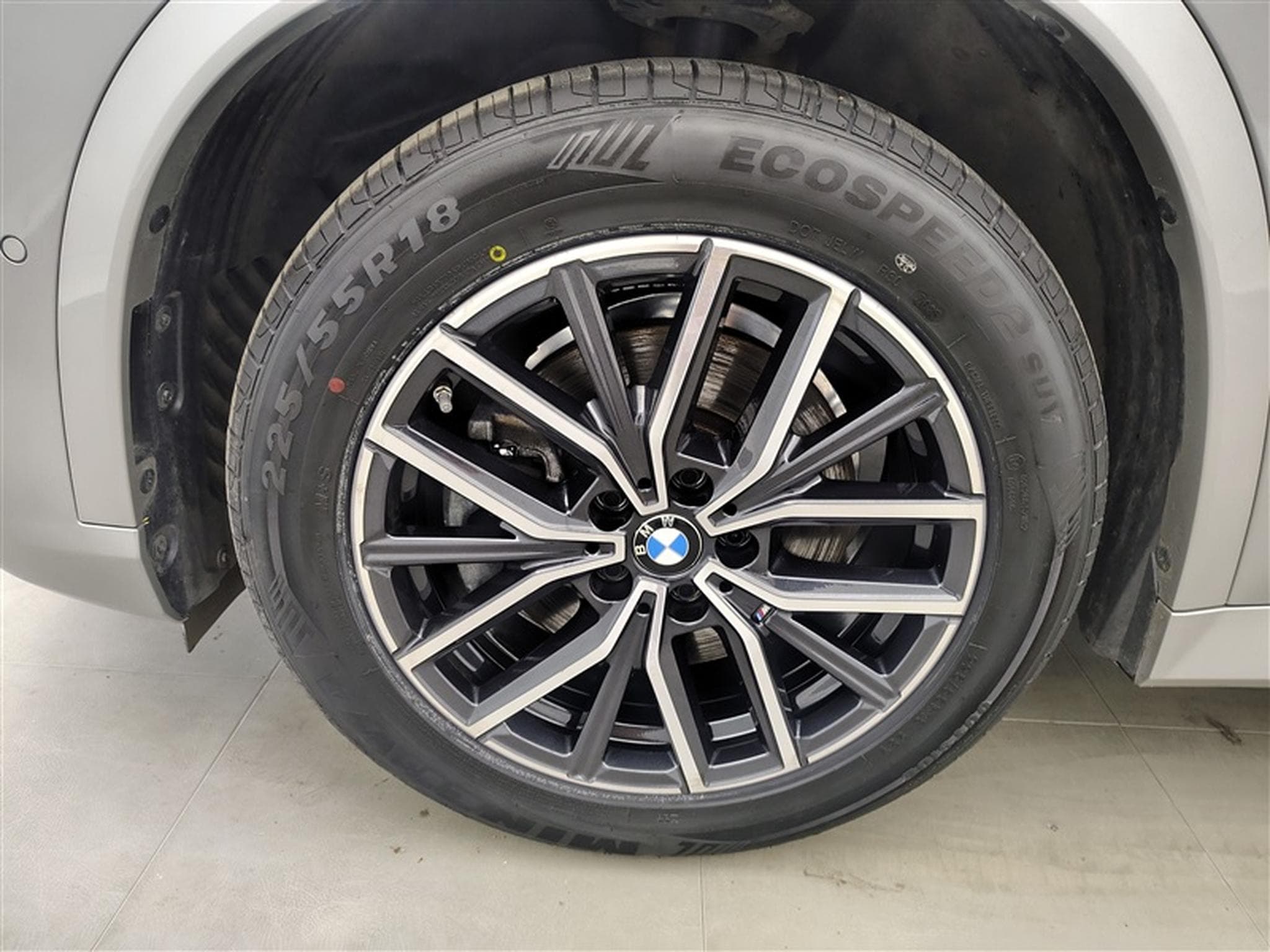 BMW X1 1.5iA sDrive20 MHEV Pack M (2025) - Photo 6
