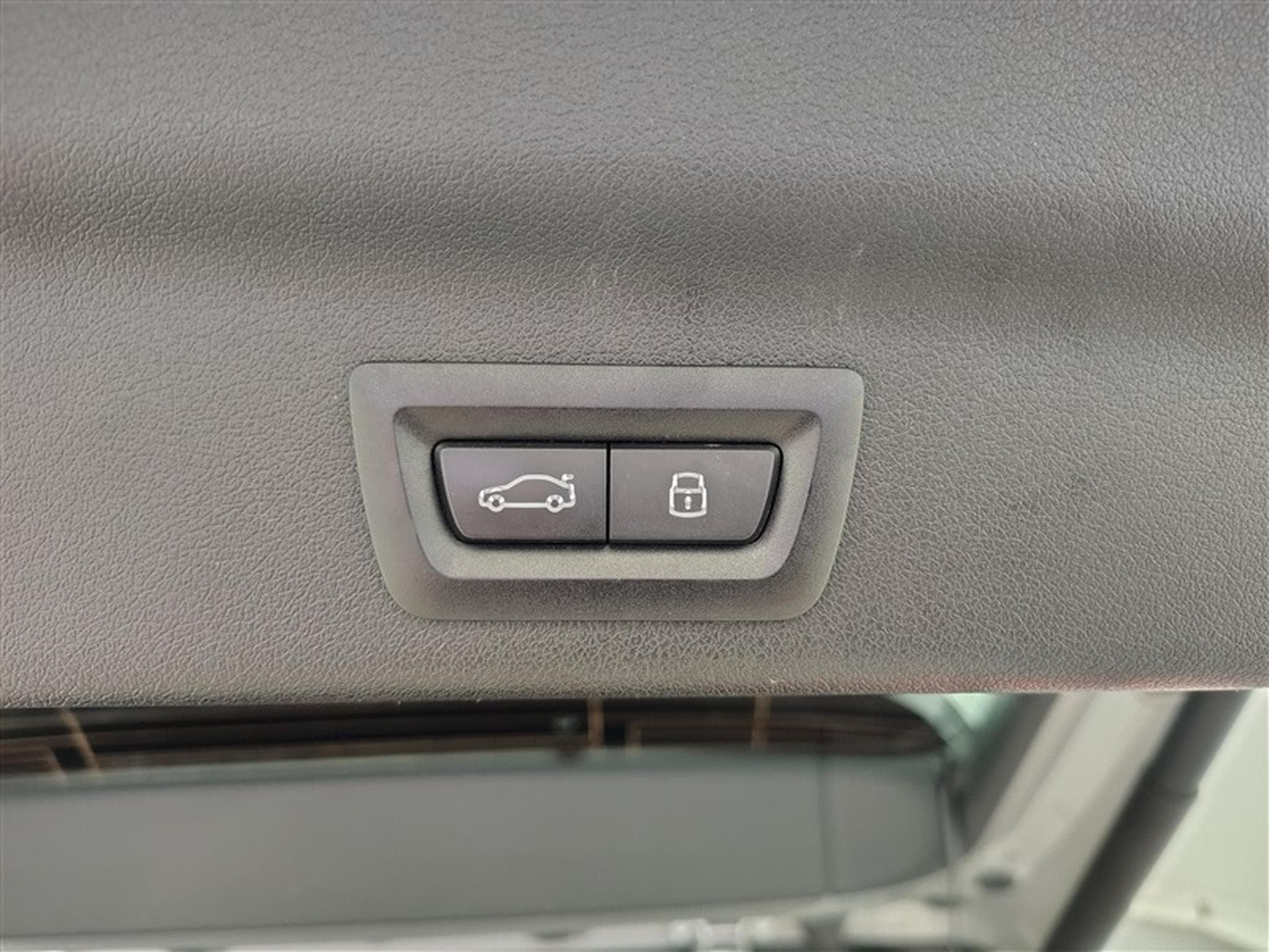 BMW X1 1.5iA sDrive20 MHEV Pack M (2025) - Photo 19
