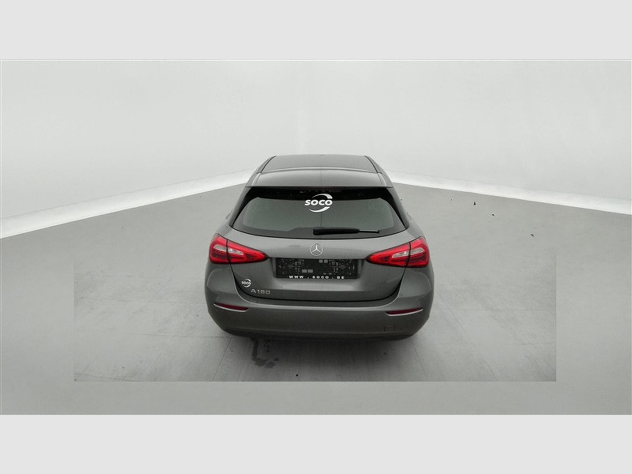 Mercedes A 180 A 180 Business solution NAVI/JA16/PDC AV AR (2022) - Photo 5