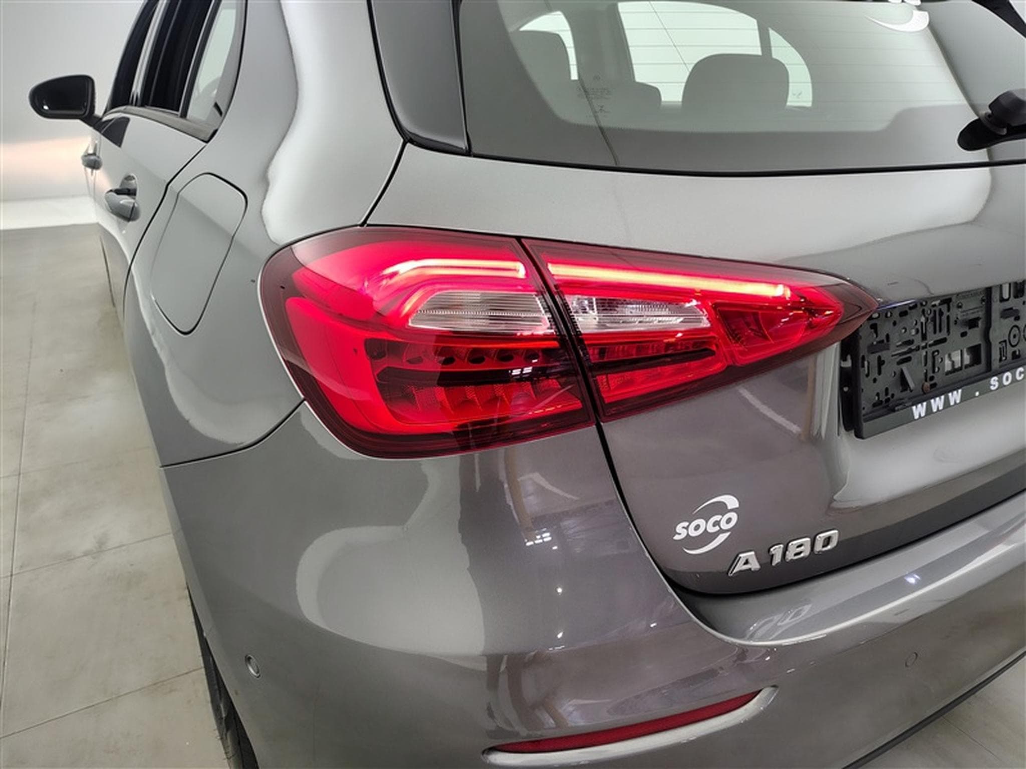 Mercedes A 180 A 180 Business solution NAVI/JA16/PDC AV AR (2022) - Photo 16