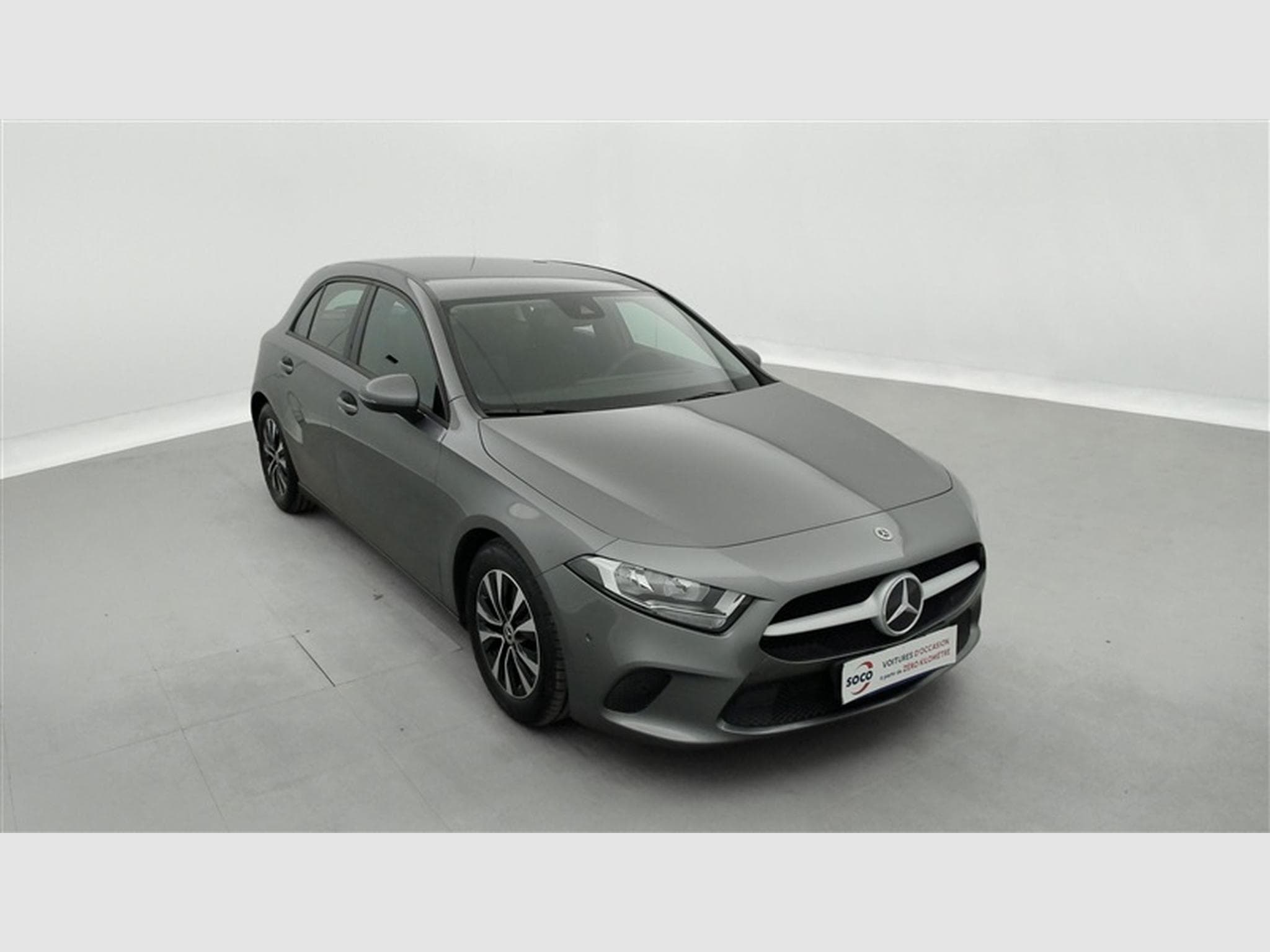 Mercedes A 180 A 180 Business solution NAVI/JA16/PDC AV AR (2022) - Photo 21