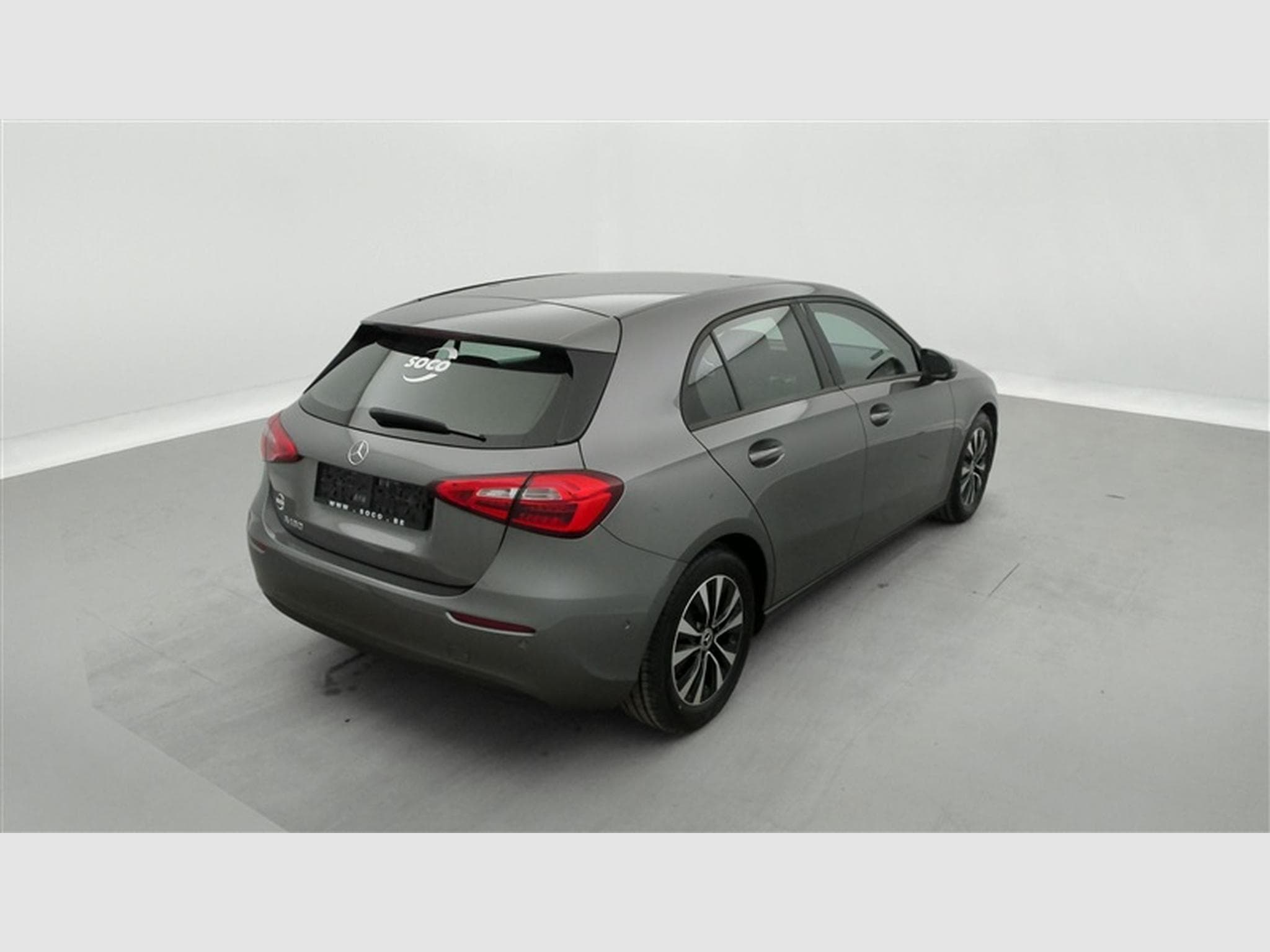 Mercedes A 180 A 180 Business solution NAVI/JA16/PDC AV AR (2022) - Photo 25