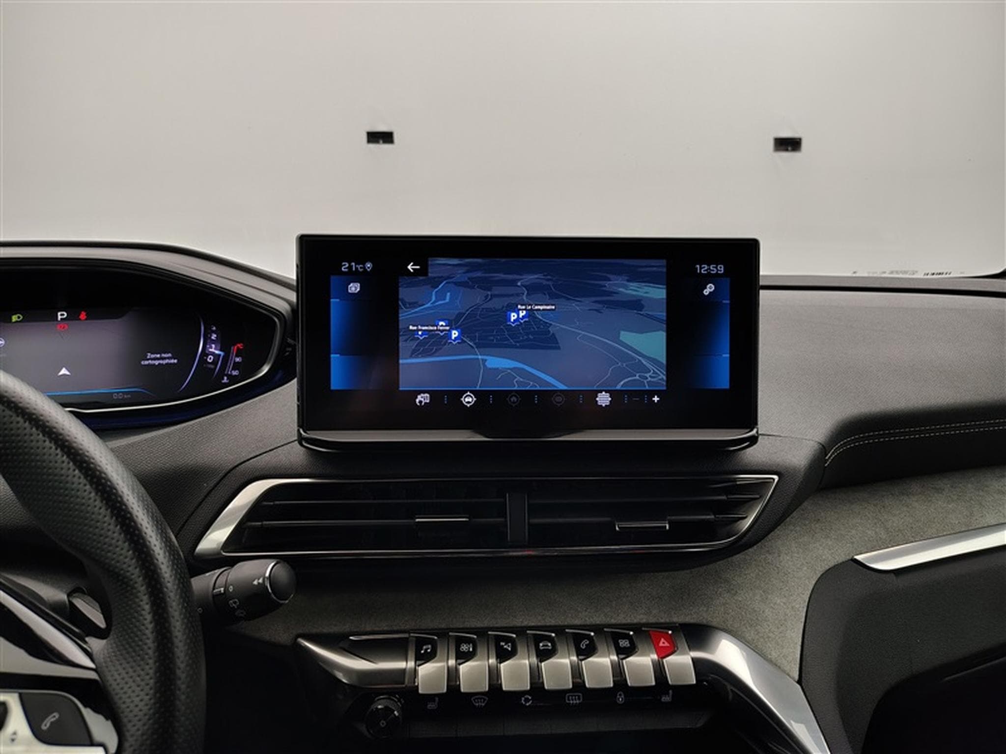 Peugeot 5008 1.2 PureTech 130Cv EAT8 GT 7PL / S-CUIR / NAVI / CAMERA (2023) - Photo 11