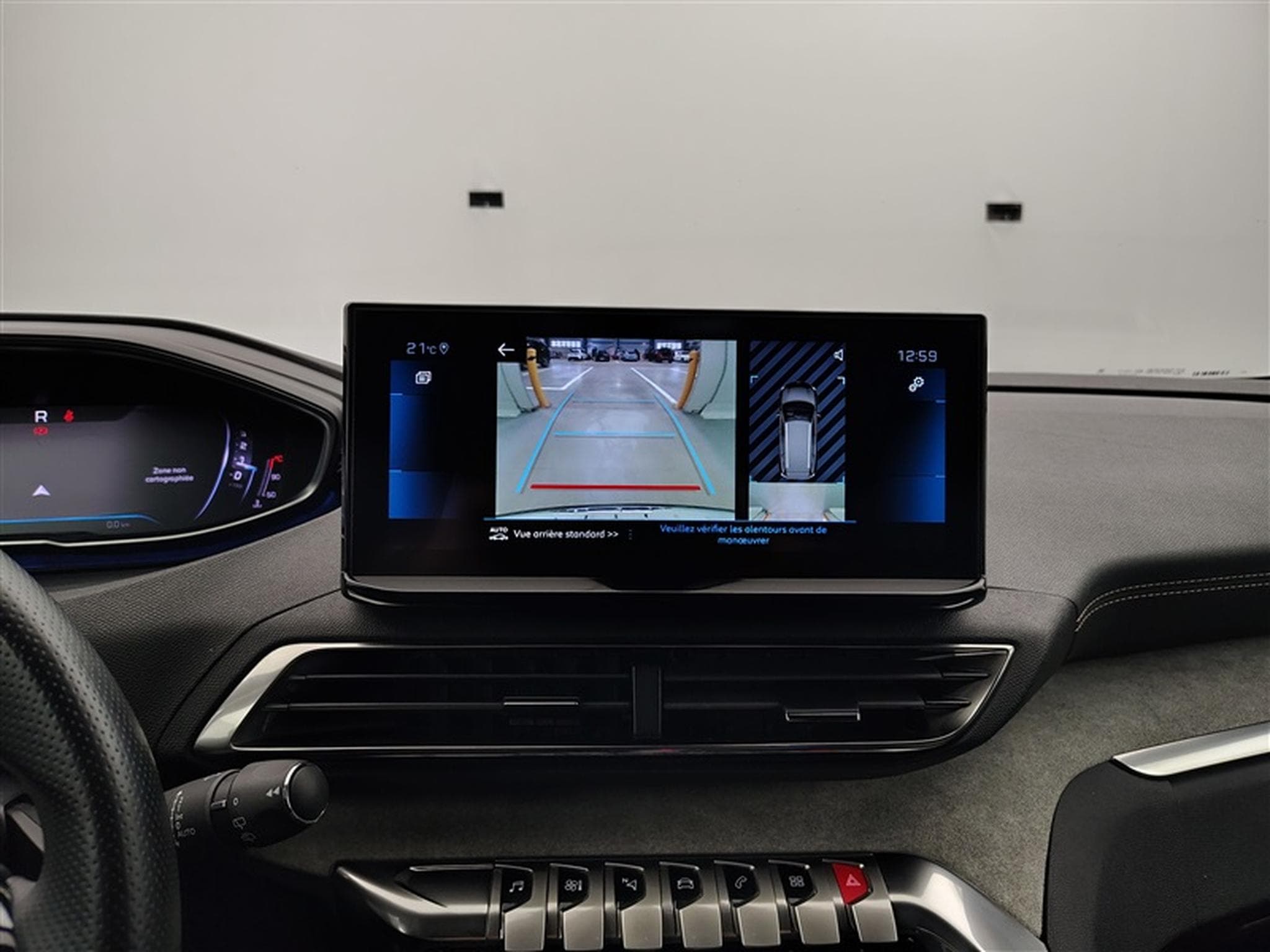 Peugeot 5008 1.2 PureTech 130Cv EAT8 GT 7PL / S-CUIR / NAVI / CAMERA (2023) - Photo 18