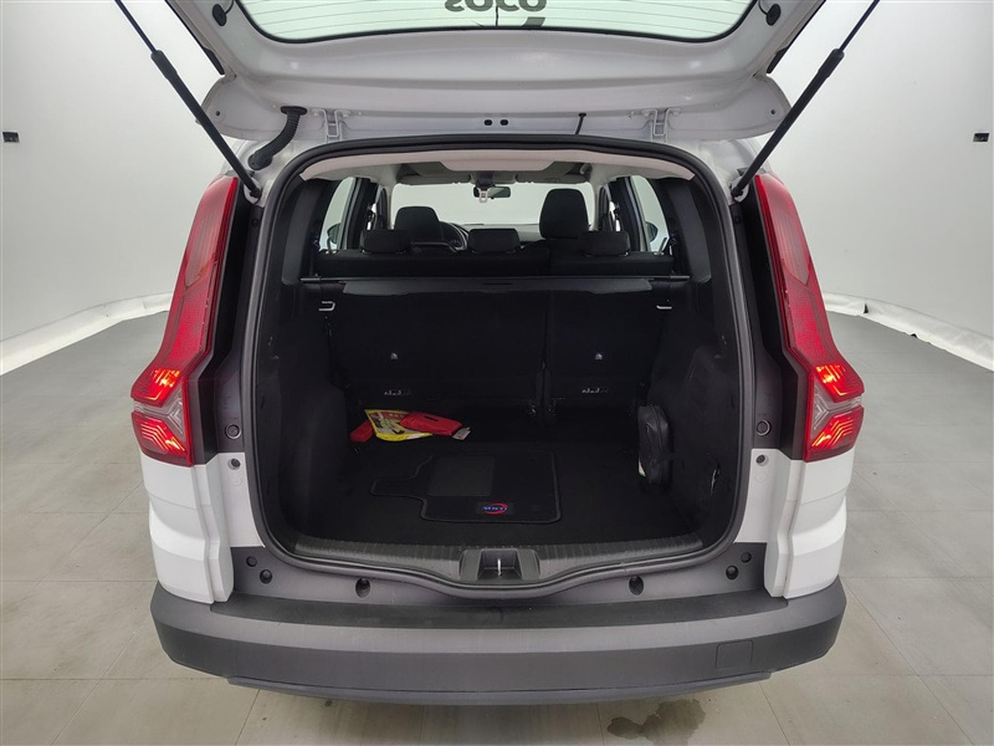Dacia Jogger 1.0 TCe Essential 5pl. (2023) - Photo 13