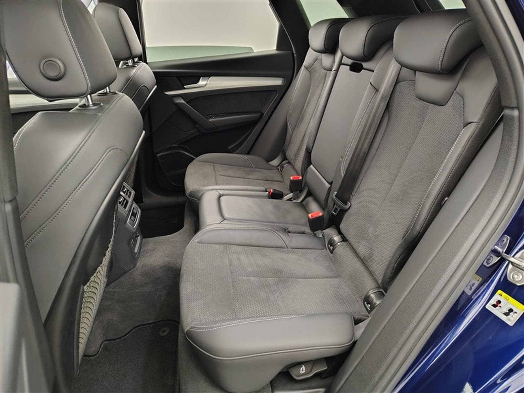 Audi Q5 35 TDi 163cv S-Tronic S-Line NAVI / FULL LED / PANO / CAMERA (2022) - Photo 13