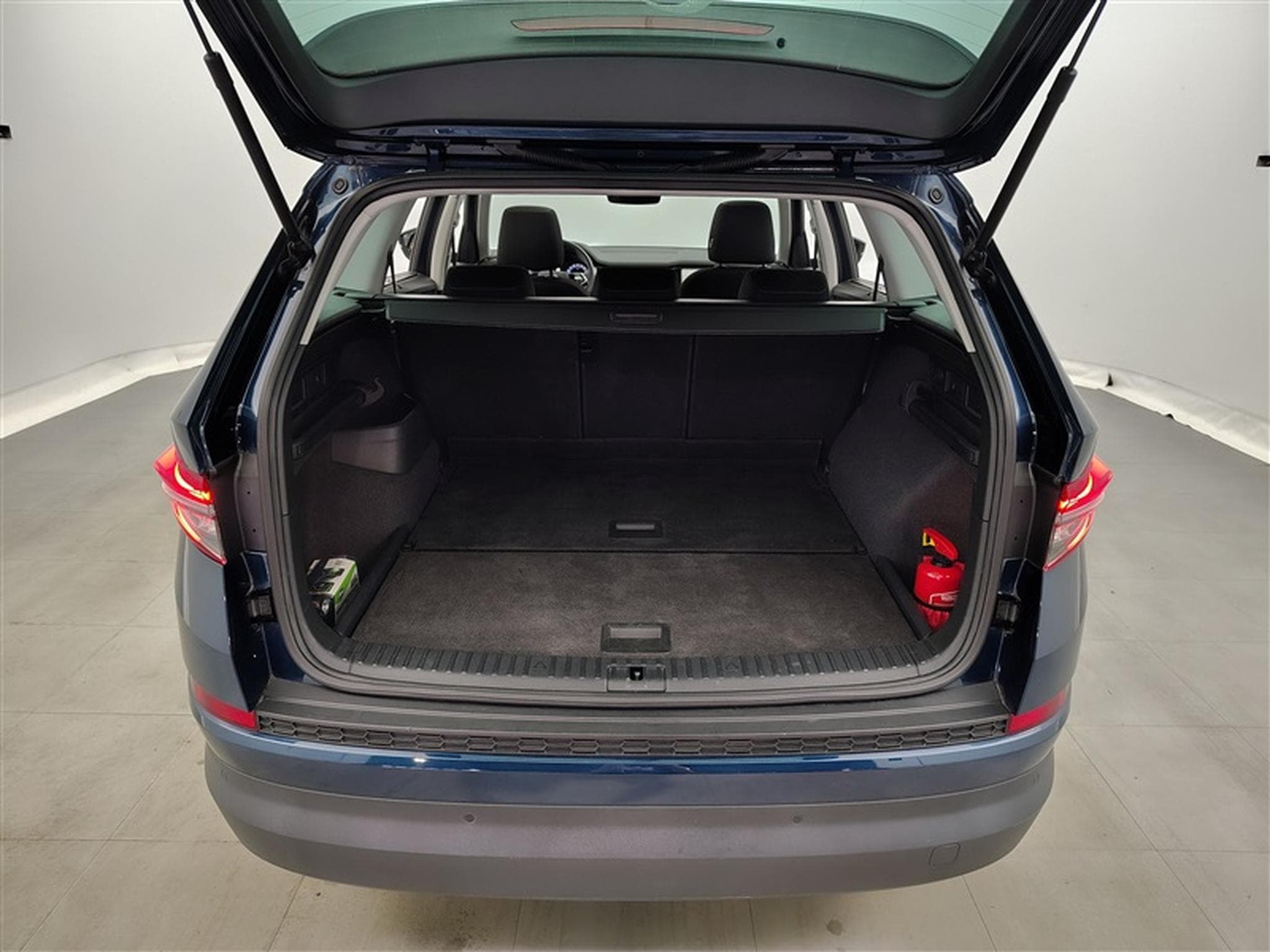Skoda Kodiaq 1.5 TSI ACT Clever NAVI/FULL LED/TO PANO/JA/PDC (2022) - Photo 14