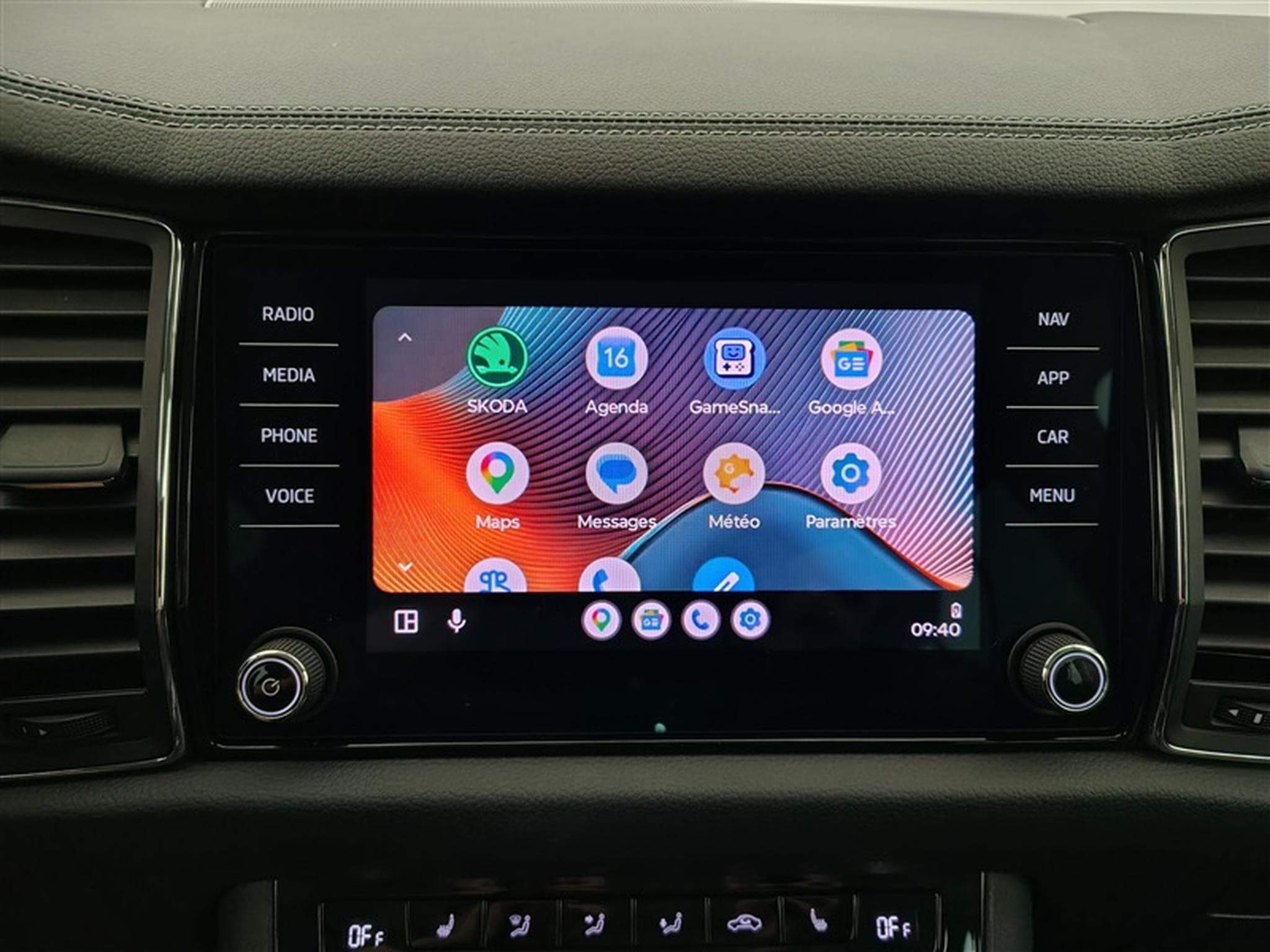 Skoda Kodiaq 1.5 TSI ACT Clever NAVI/FULL LED/TO PANO/JA/PDC (2022) - Photo 22