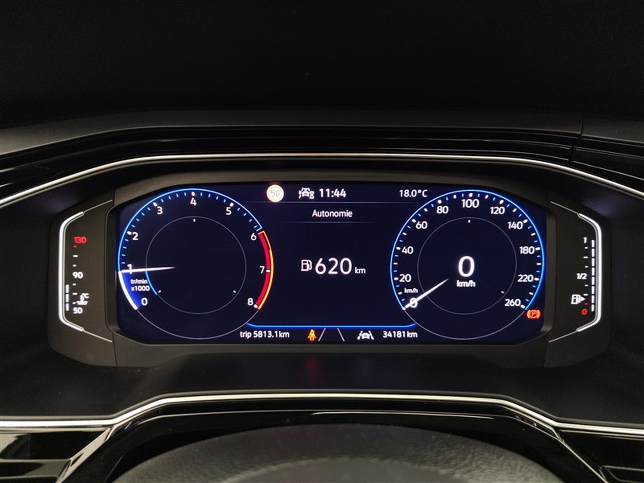 VW Taigo 1.0 TSI 115Cv R-Line CARPLAY / TO PANO / FULL LED (2025) - Photo 10