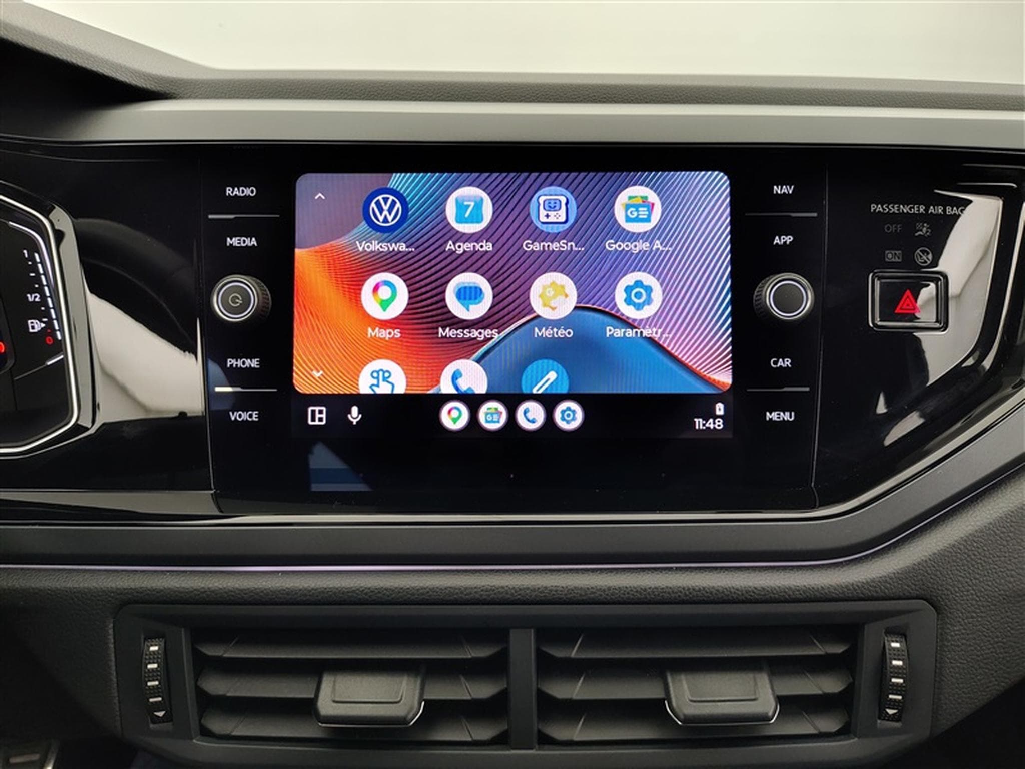 VW Taigo 1.0 TSI 115Cv R-Line CARPLAY / TO PANO / FULL LED (2025) - Photo 21