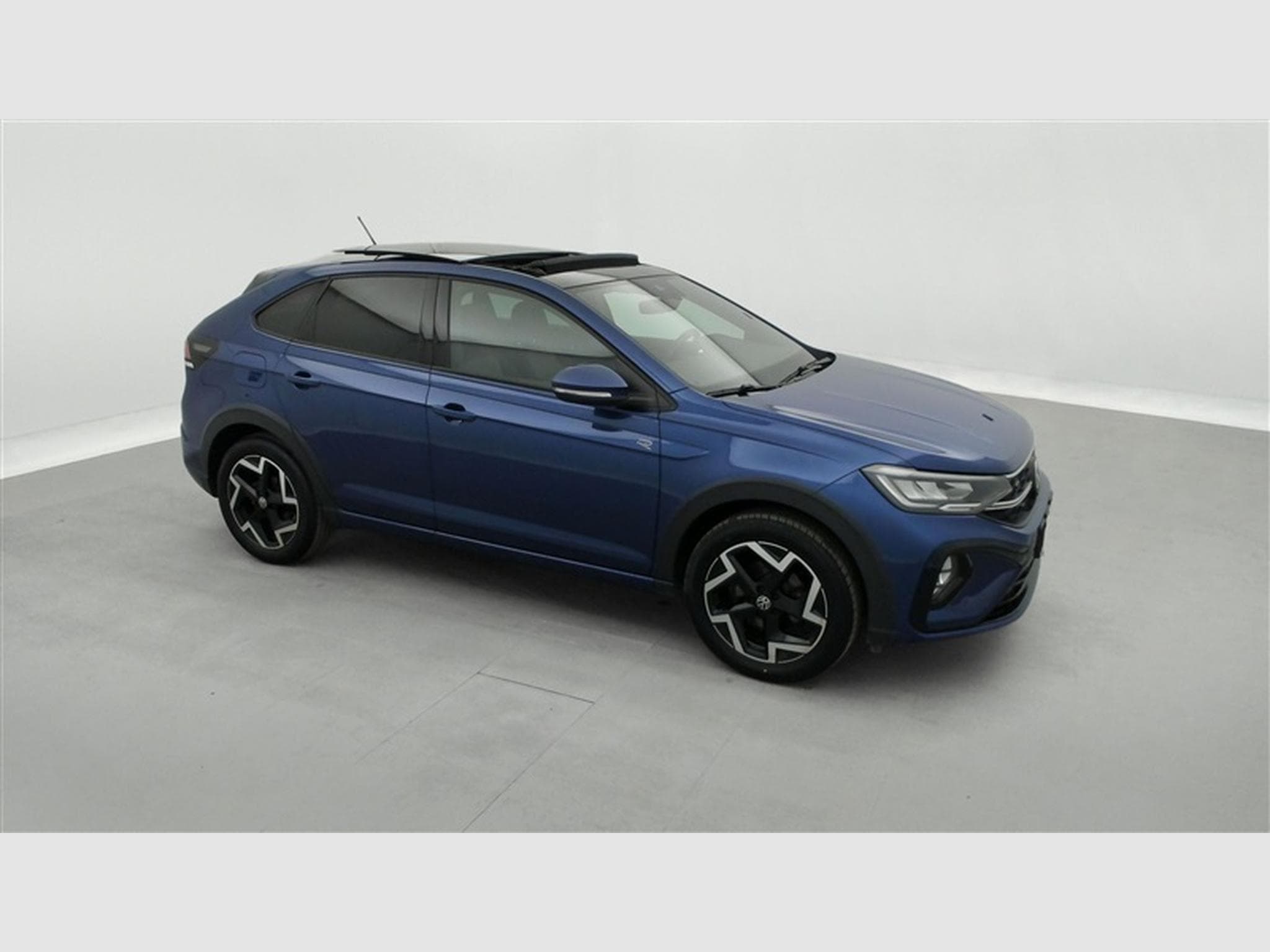 VW Taigo 1.0 TSI 115Cv R-Line CARPLAY / TO PANO / FULL LED (2025) - Photo 24