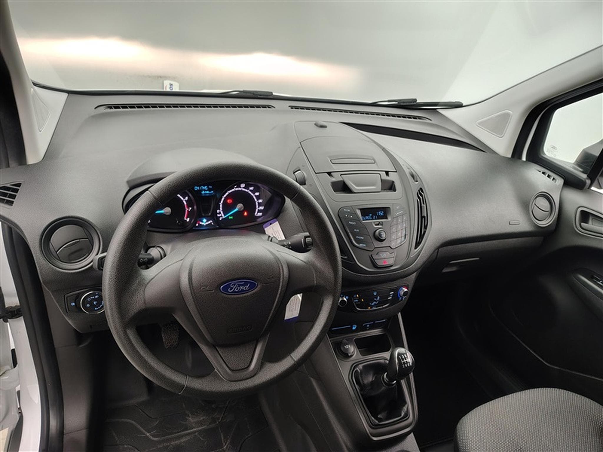 Ford Transit 1.0 EcoBoost Ambiente S/S (EU6d) (2022) - Photo 8