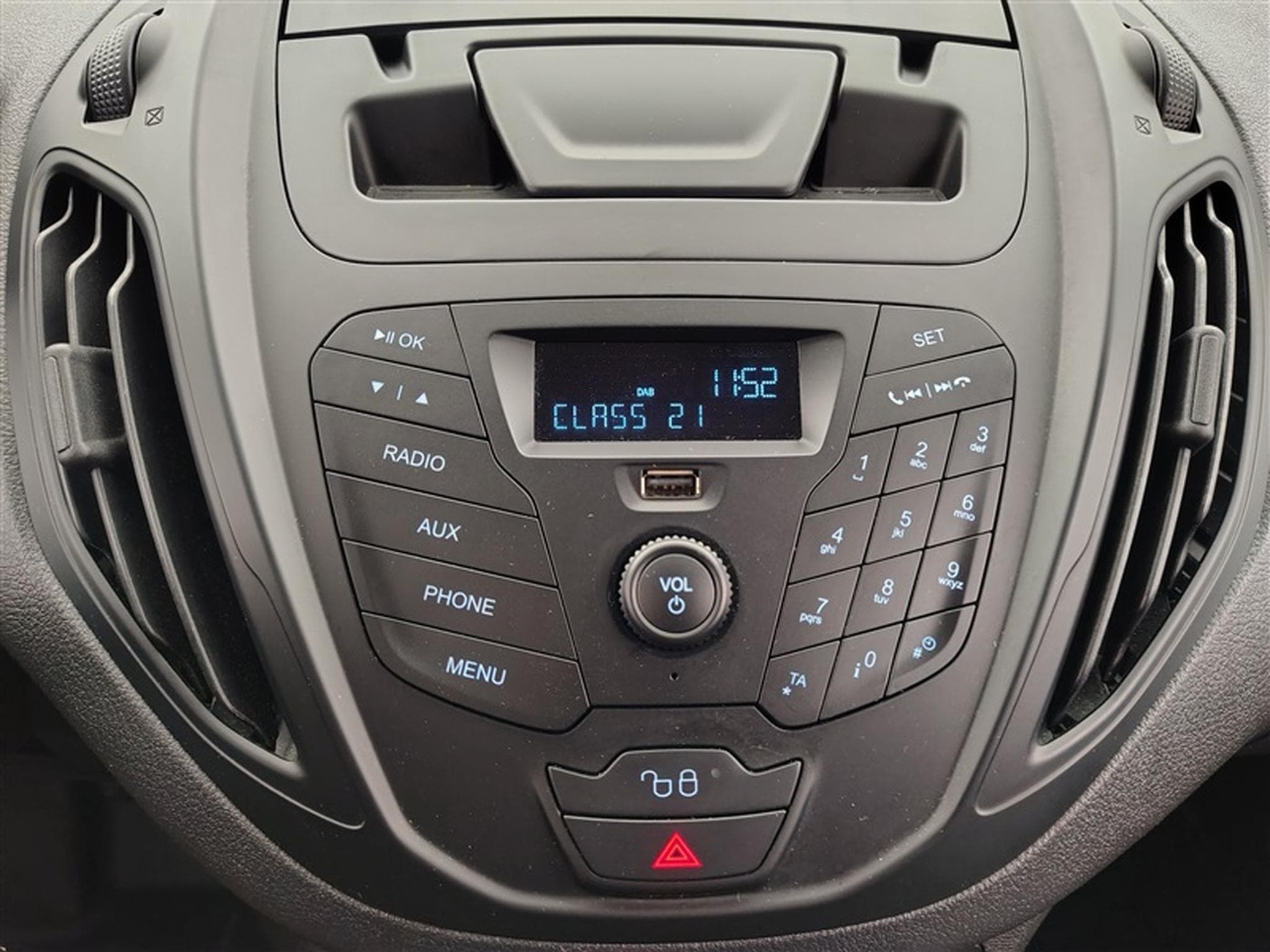 Ford Transit 1.0 EcoBoost Ambiente S/S (EU6d) (2022) - Photo 11
