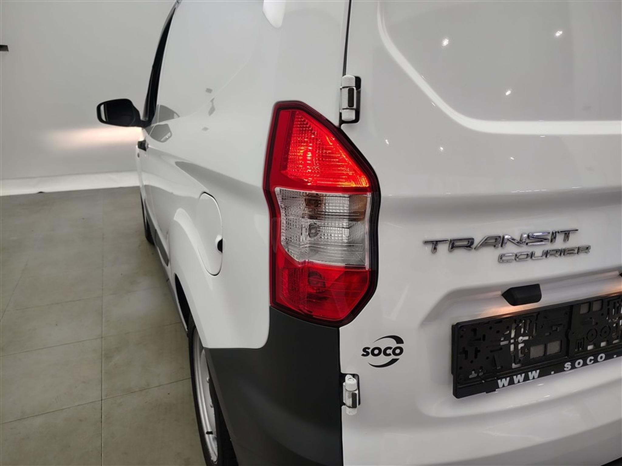Ford Transit 1.0 EcoBoost Ambiente S/S (EU6d) (2022) - Photo 16