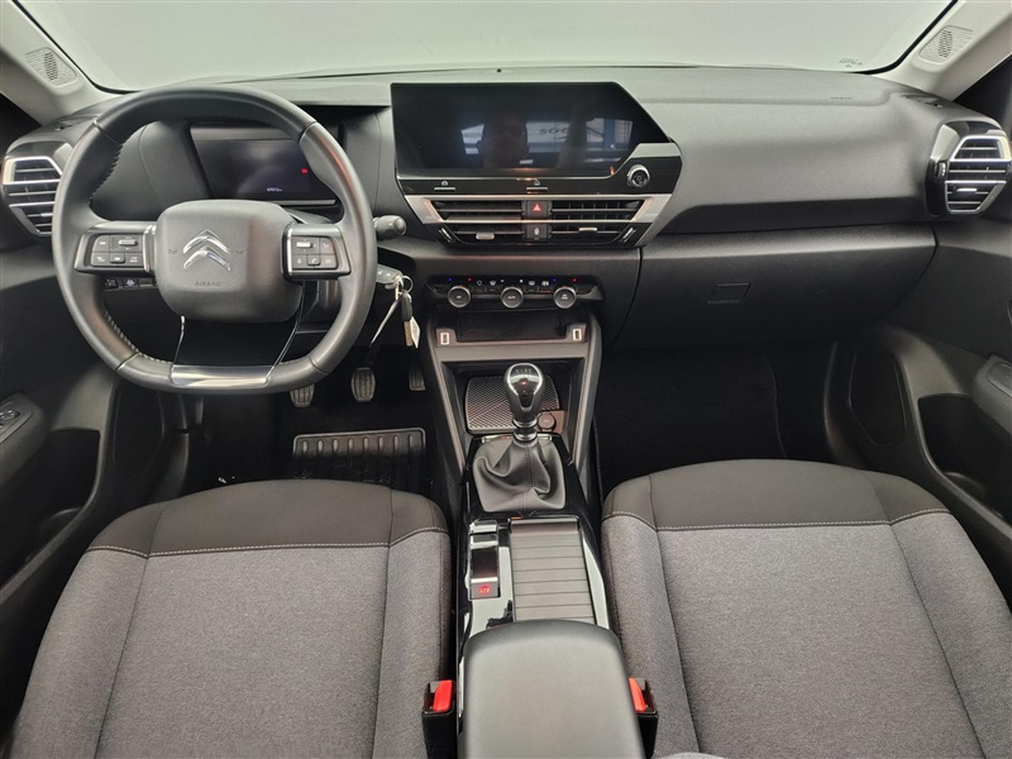 Citroen C4 1.2 PureTech Feel S&S (2022) - Photo 8