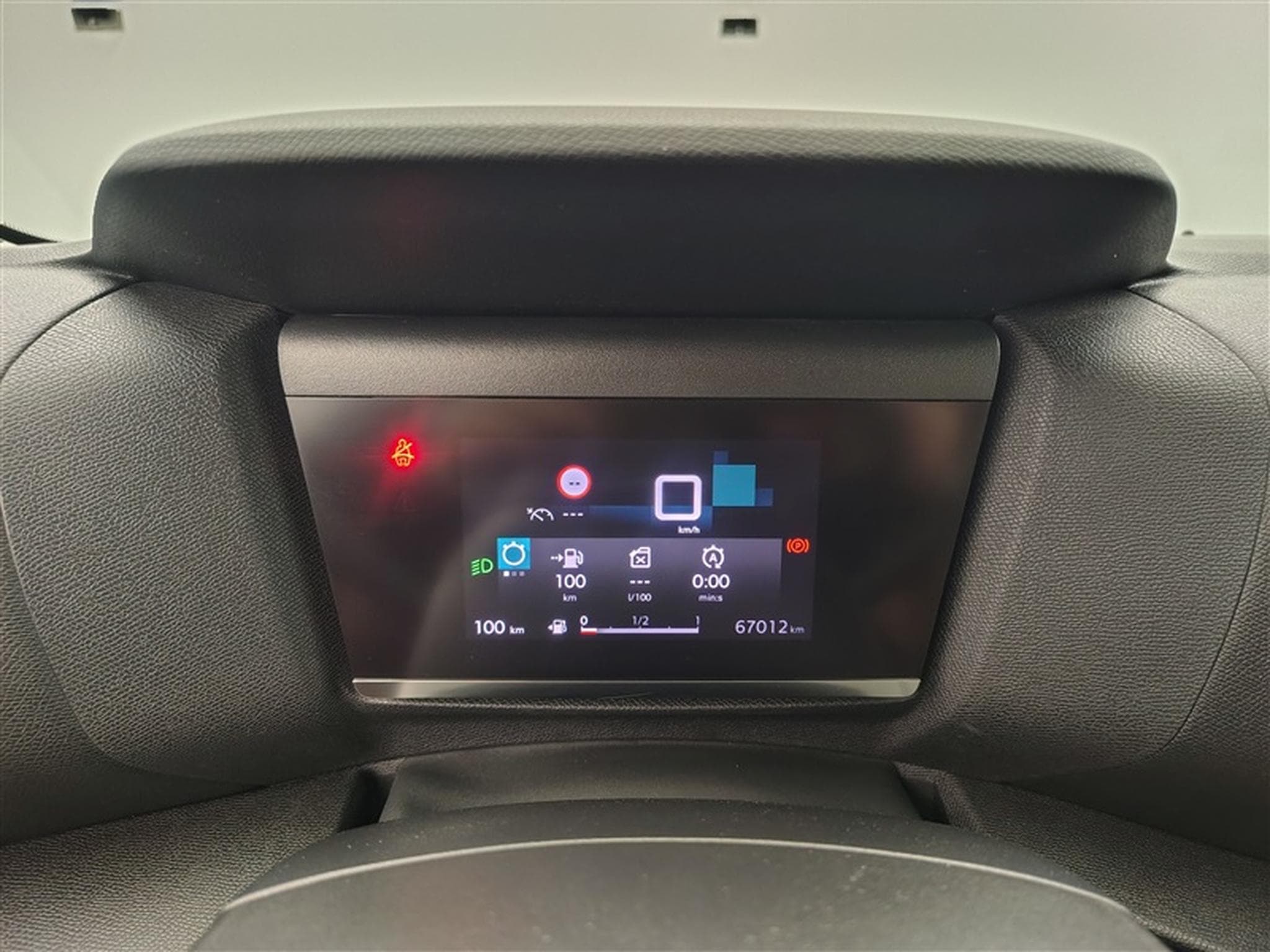 Citroen C4 1.2 PureTech Feel S&S (2022) - Photo 10