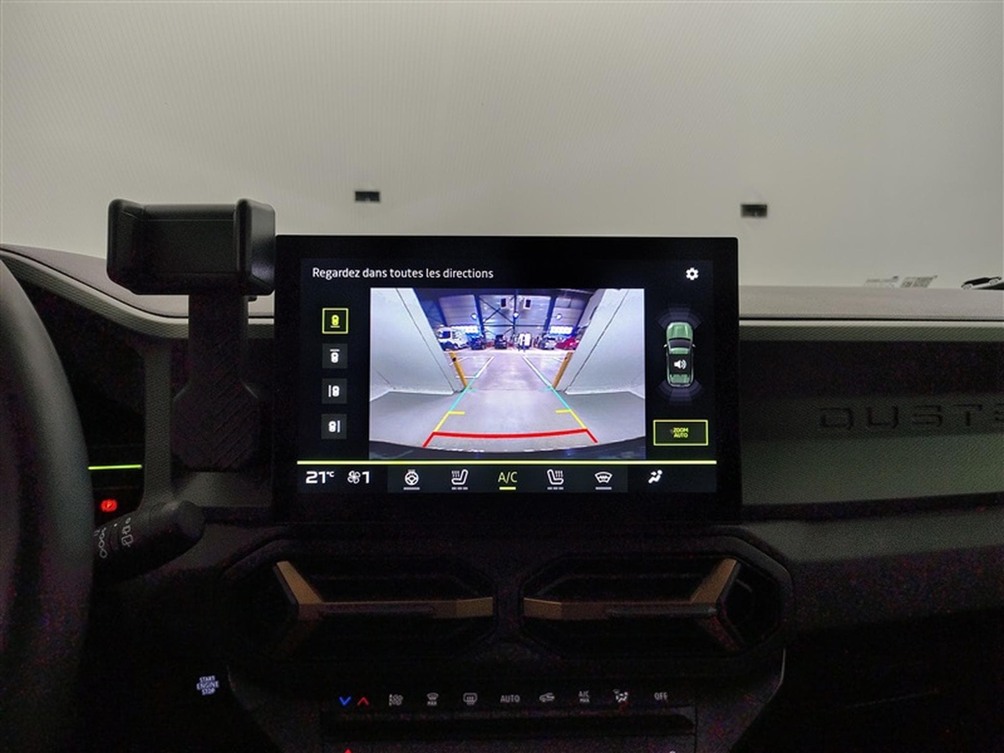 Dacia Duster Mild Hybrid 140cv Extreme NAVI / CARPLAY / FULL LED / CAMERA (2026) - Foto 17