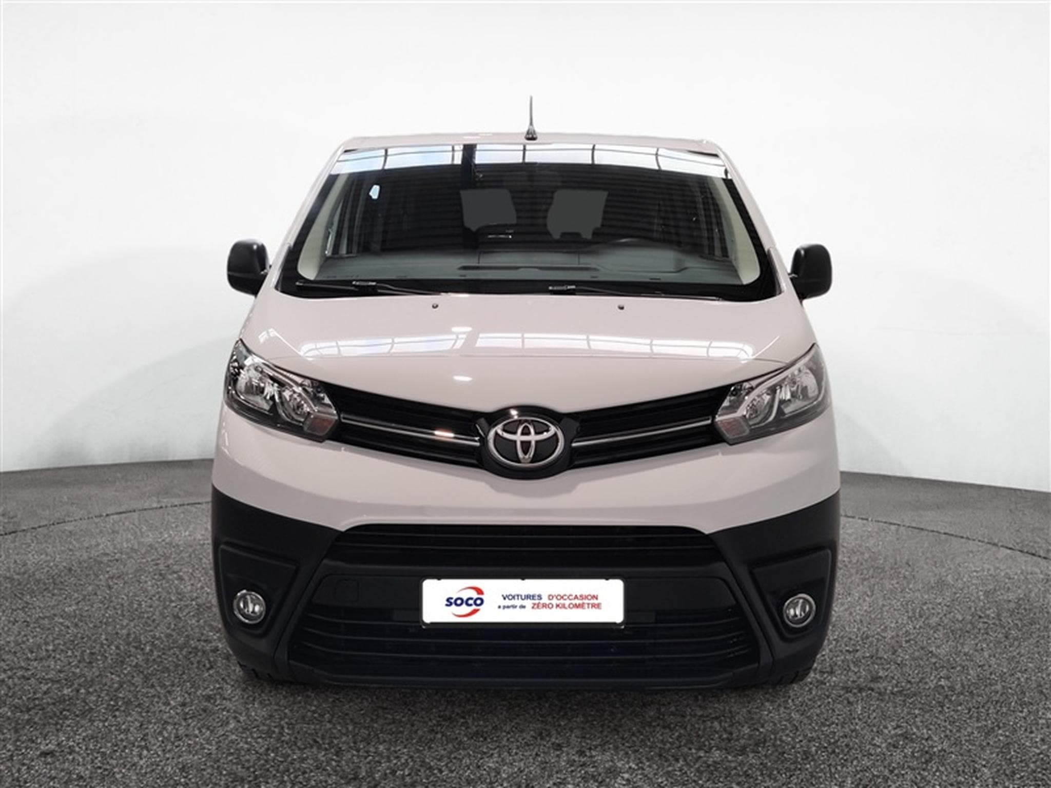 Toyota Proace 2.0 D-4D 145Cv Long 8PL CARPLAY / CAMERA / CLIM (2023) - Photo 4
