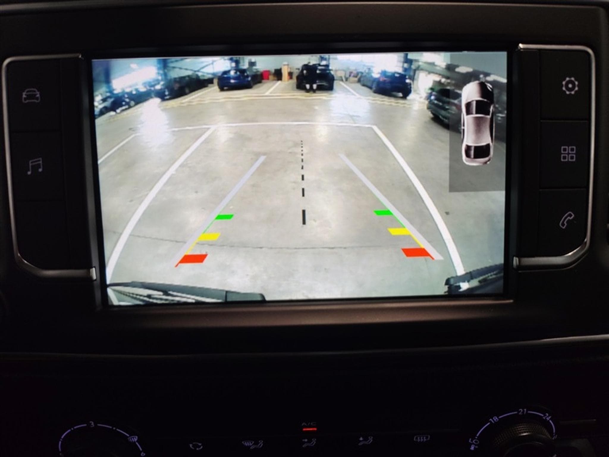 Toyota Proace 2.0 D-4D 145Cv Long 8PL CARPLAY / CAMERA / CLIM (2023) - Photo 18