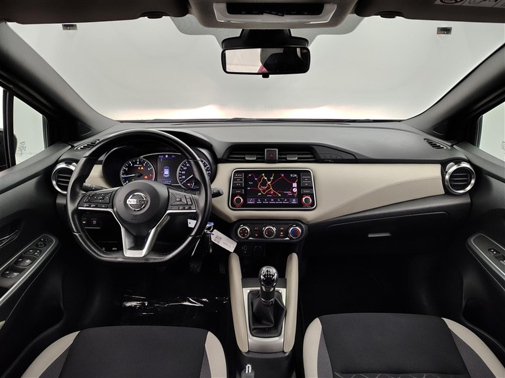 Nissan Micra 1.0 IG-T Tekna (2022) - Photo 8