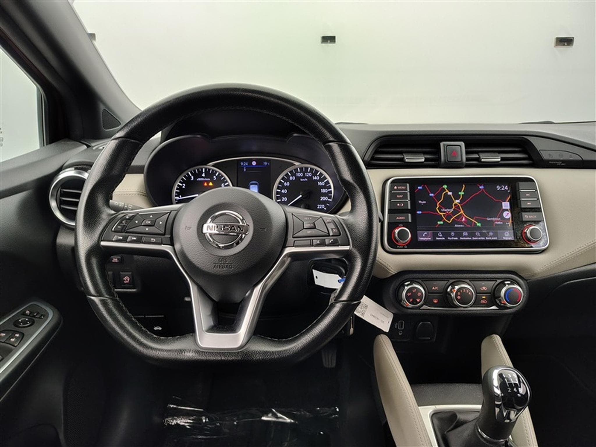Nissan Micra 1.0 IG-T Tekna (2022) - Photo 9