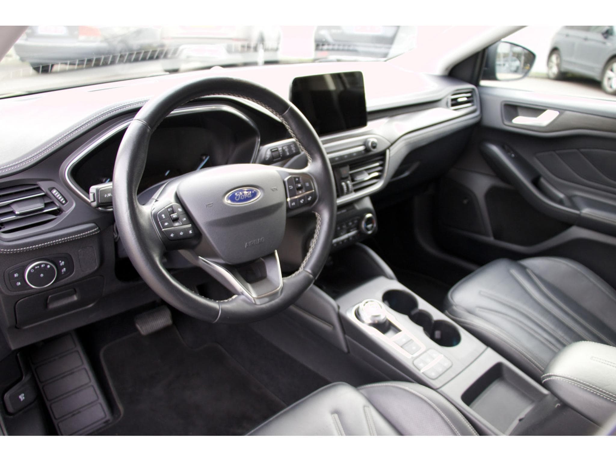 Ford Focus Turnier 1.5 EcoBoost Aut. Vignale ACC AHK HuD B&O BLIS (2020) - Photo 7