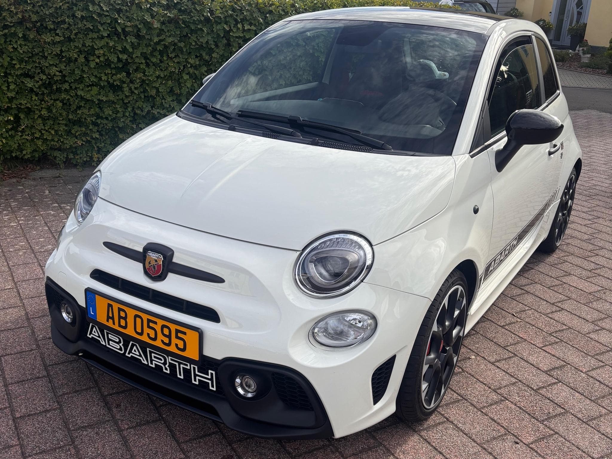 Abarth 595 Esseesse (2021) - Photo 2