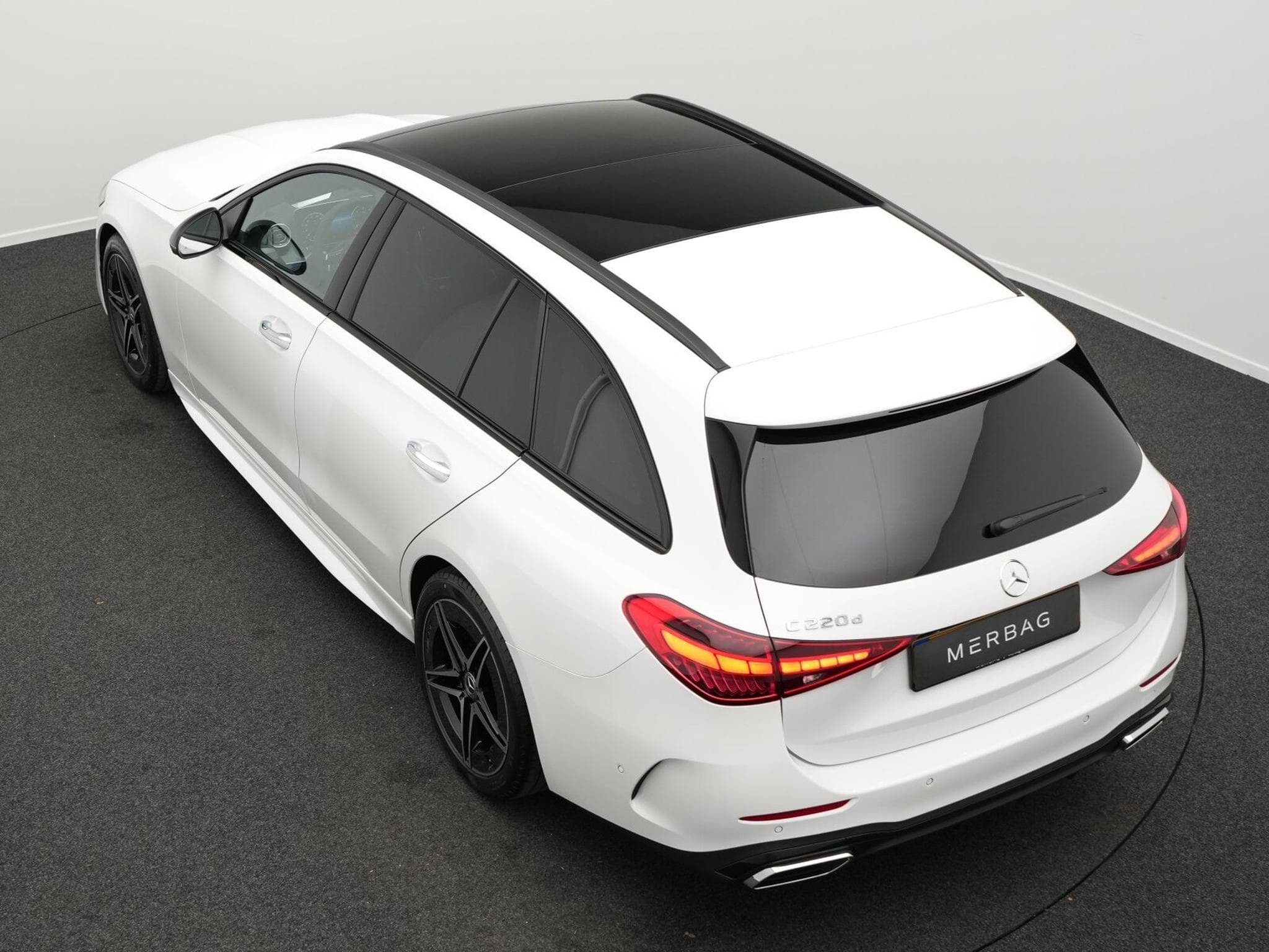 Mercedes C 220 d T-Modell AMG-Line (2026) - Photo 13