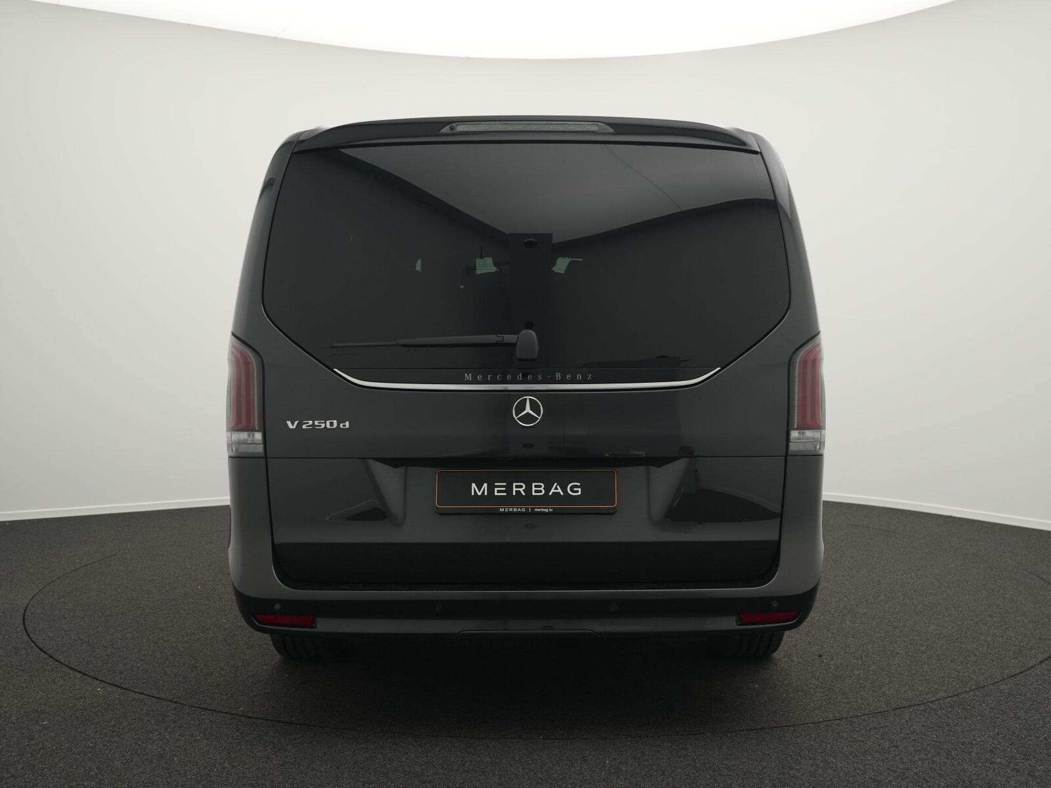 Mercedes V d AVANTGARDE Lang (2026) - Photo 4