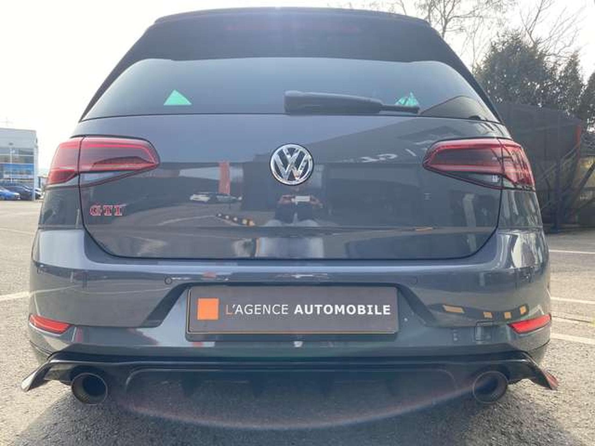 VW Golf GTI TCR 2.0 TSI DSG - JUSQU'A 48 MOIS DE GARANTIE (2020) - Photo 6