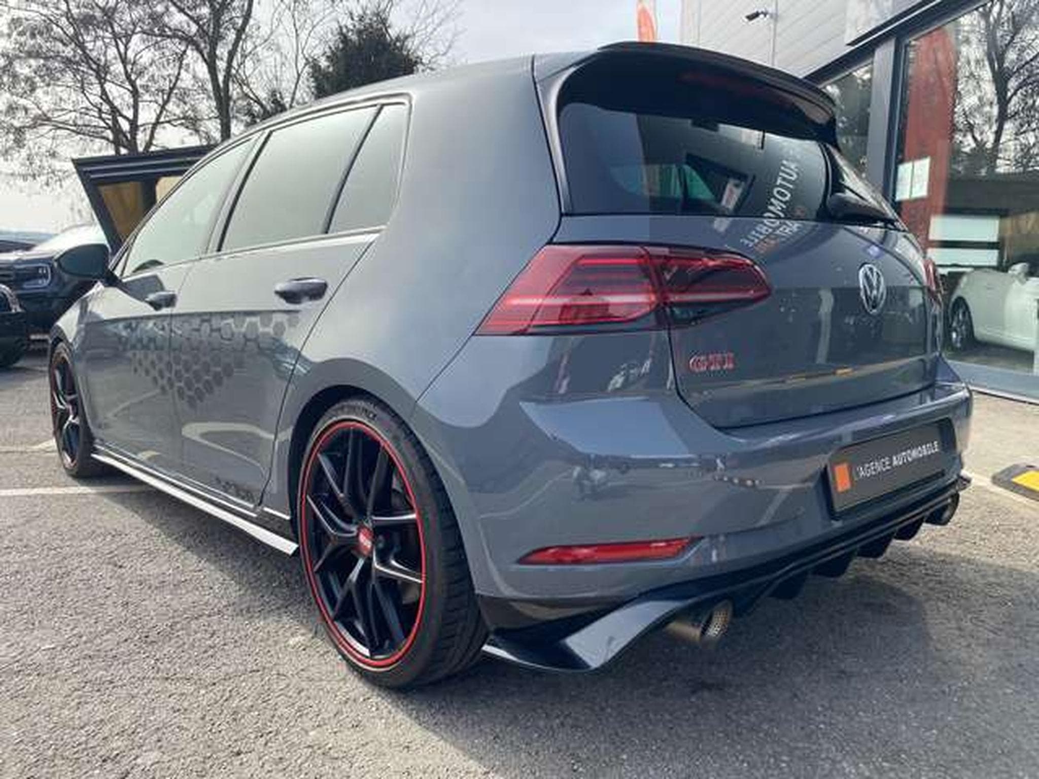 VW Golf GTI TCR 2.0 TSI DSG - JUSQU'A 48 MOIS DE GARANTIE (2020) - Photo 7
