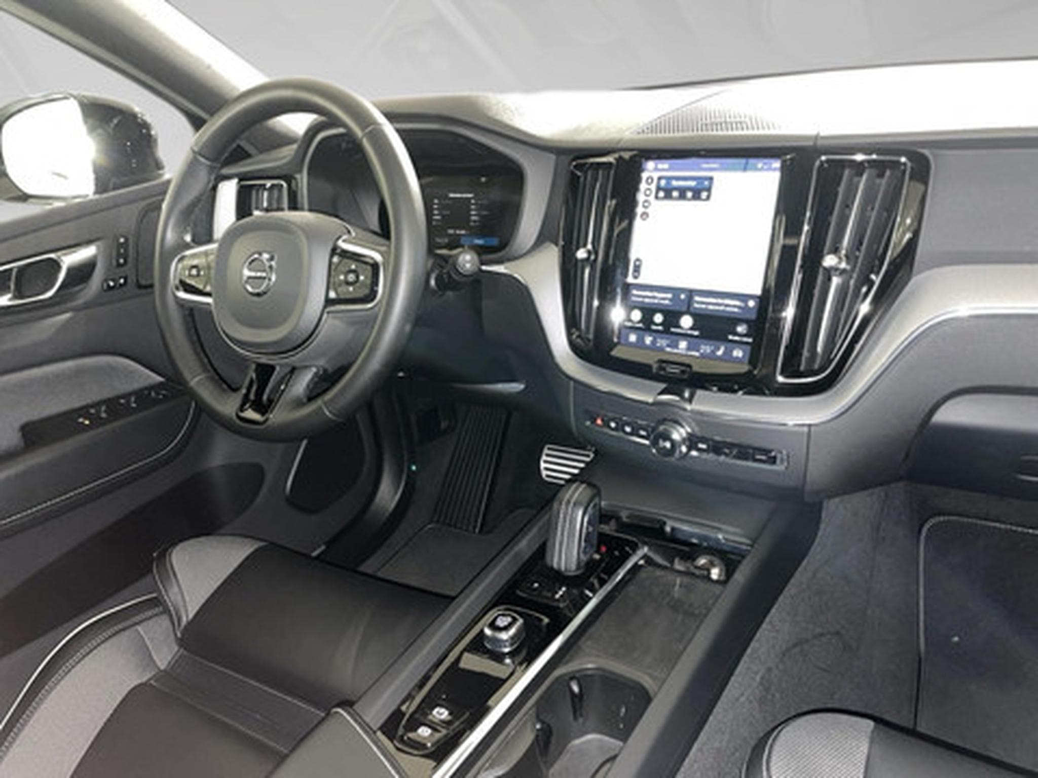 Volvo XC60 B4 P Geartronic Inscription (2022) - Photo 7