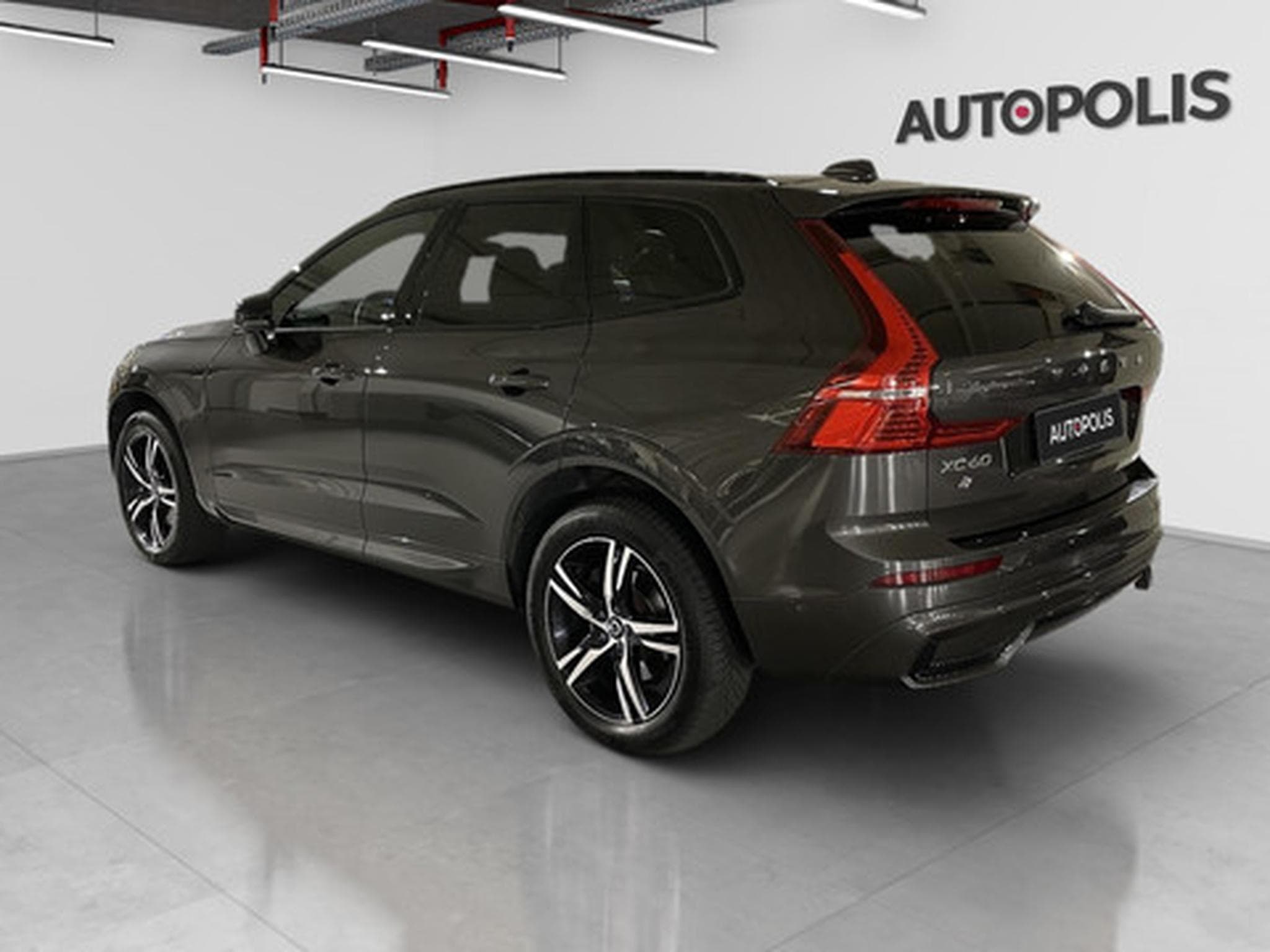 Volvo XC60 B4 P Geartronic Inscription (2022) - Photo 16