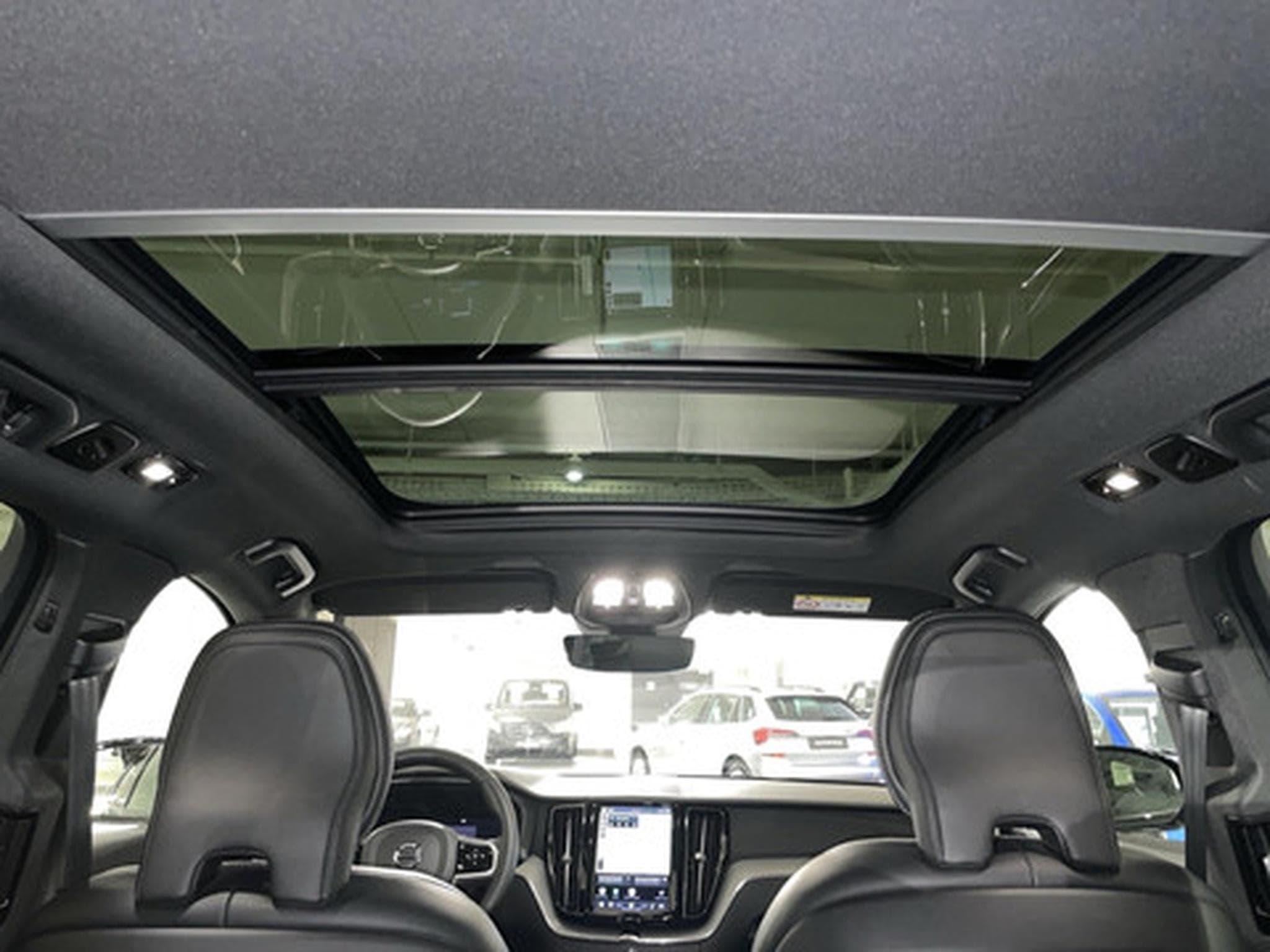 Volvo XC60 B4 P Geartronic Inscription (2022) - Photo 14