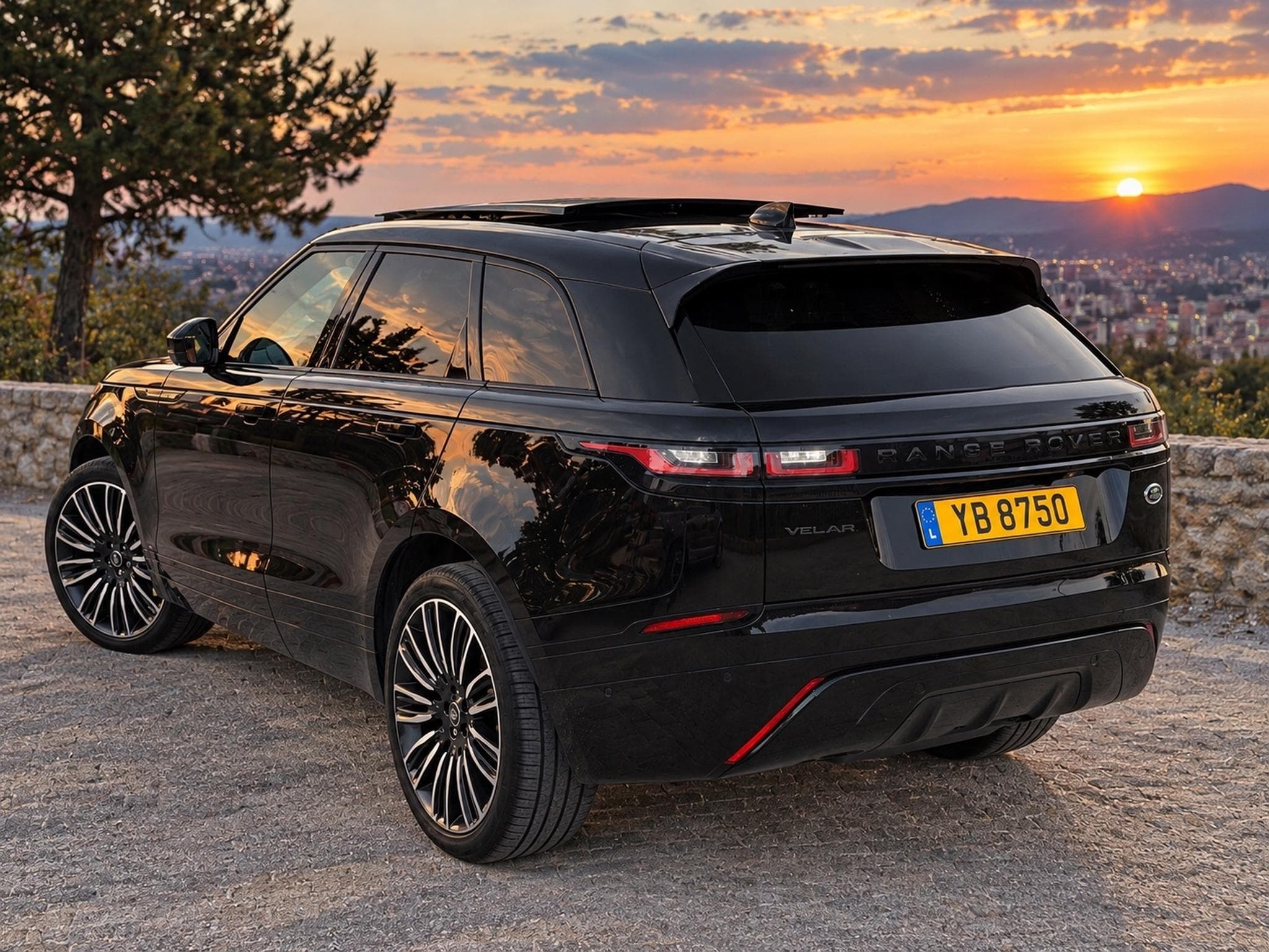 Land-Rover Range Rover Velar R DYNAMIC BLACK EDITION (2018) - Foto 2