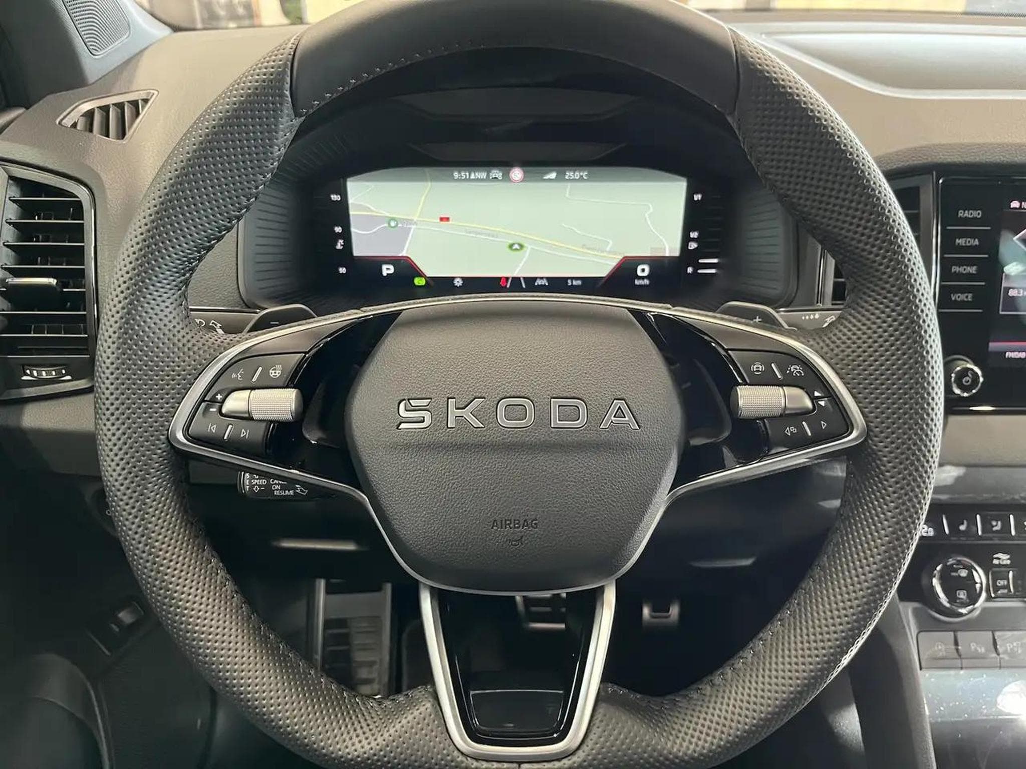 Skoda Karoq (2026) - Photo 11