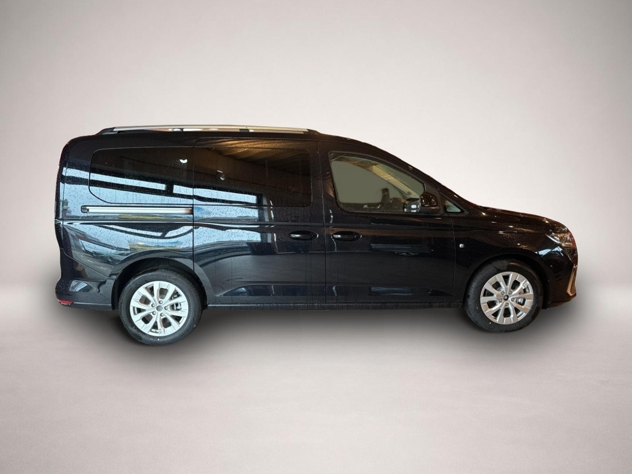 Ford Tourneo (2025) - Photo 7