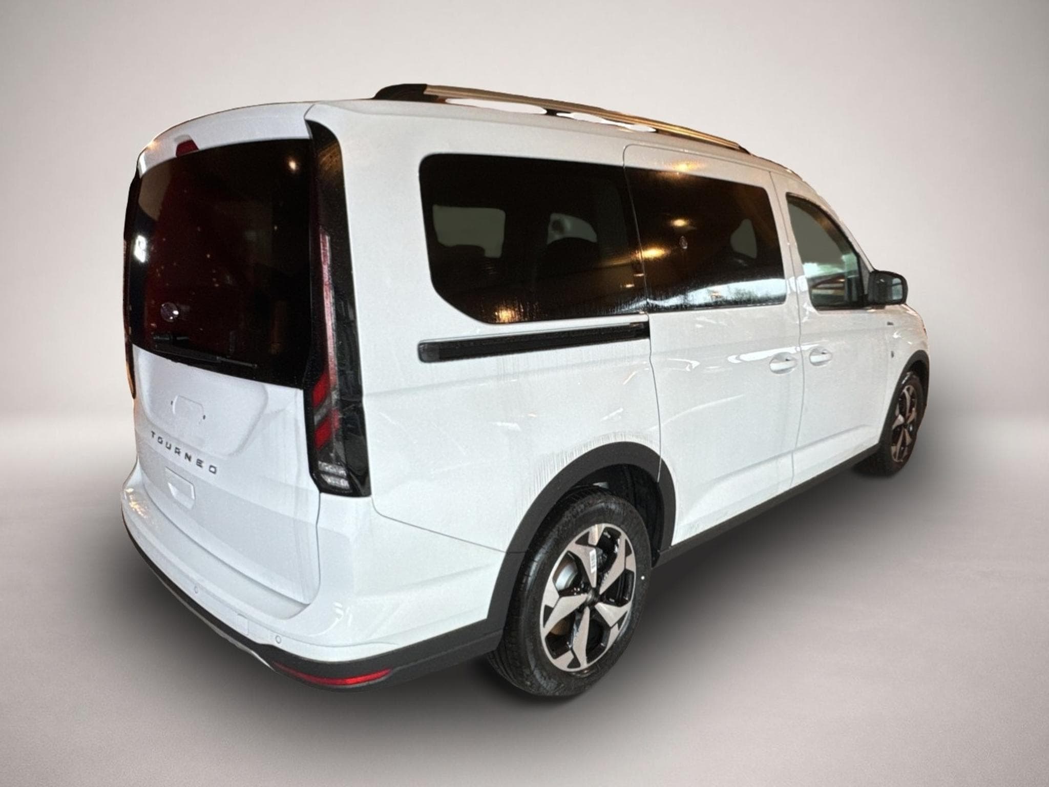 Ford Tourneo (2025) - Photo 6