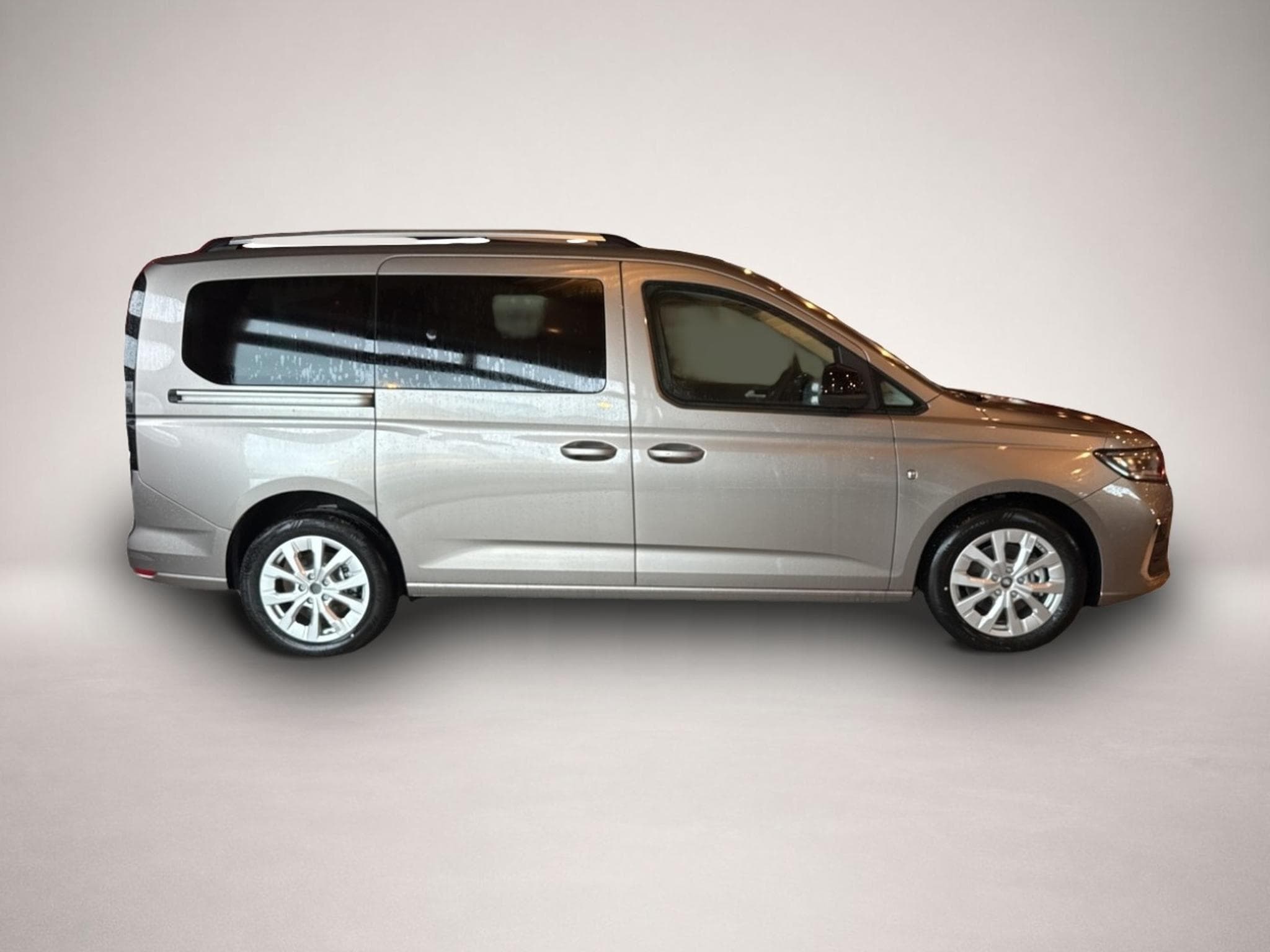 Ford Tourneo (2025) - Photo 7