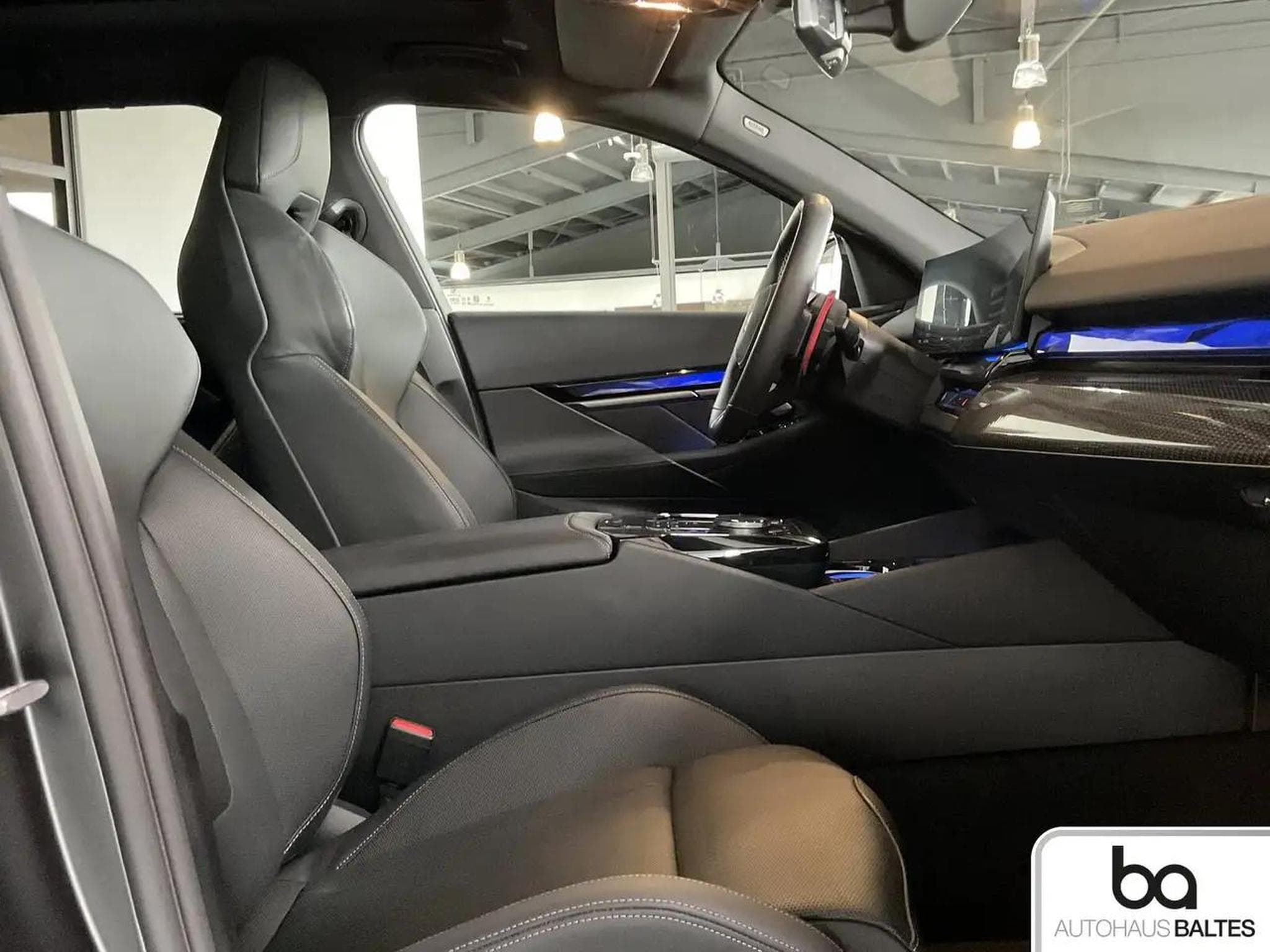 BMW M5 (2026) - Photo 7