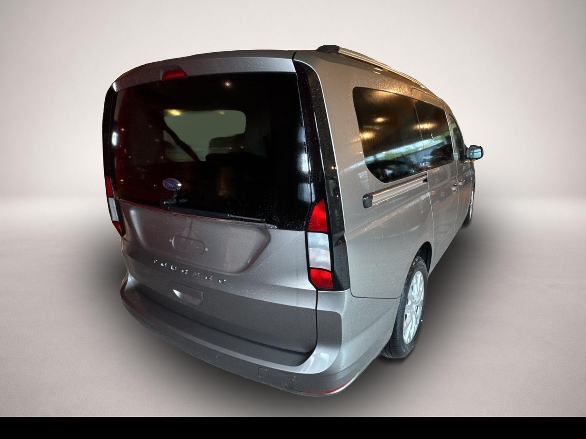 Ford Tourneo (2025) - Photo 6