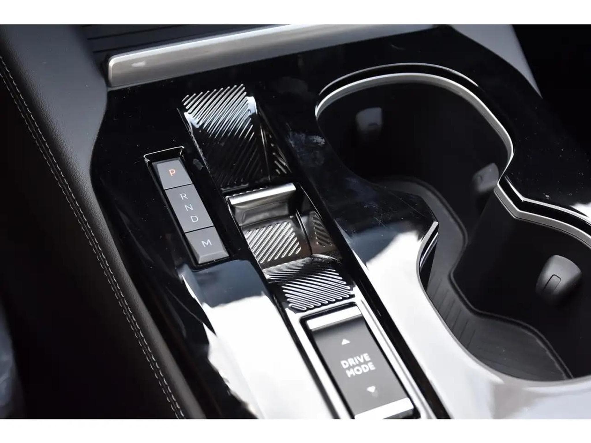 Citroën C5 X (2024) - Photo 20