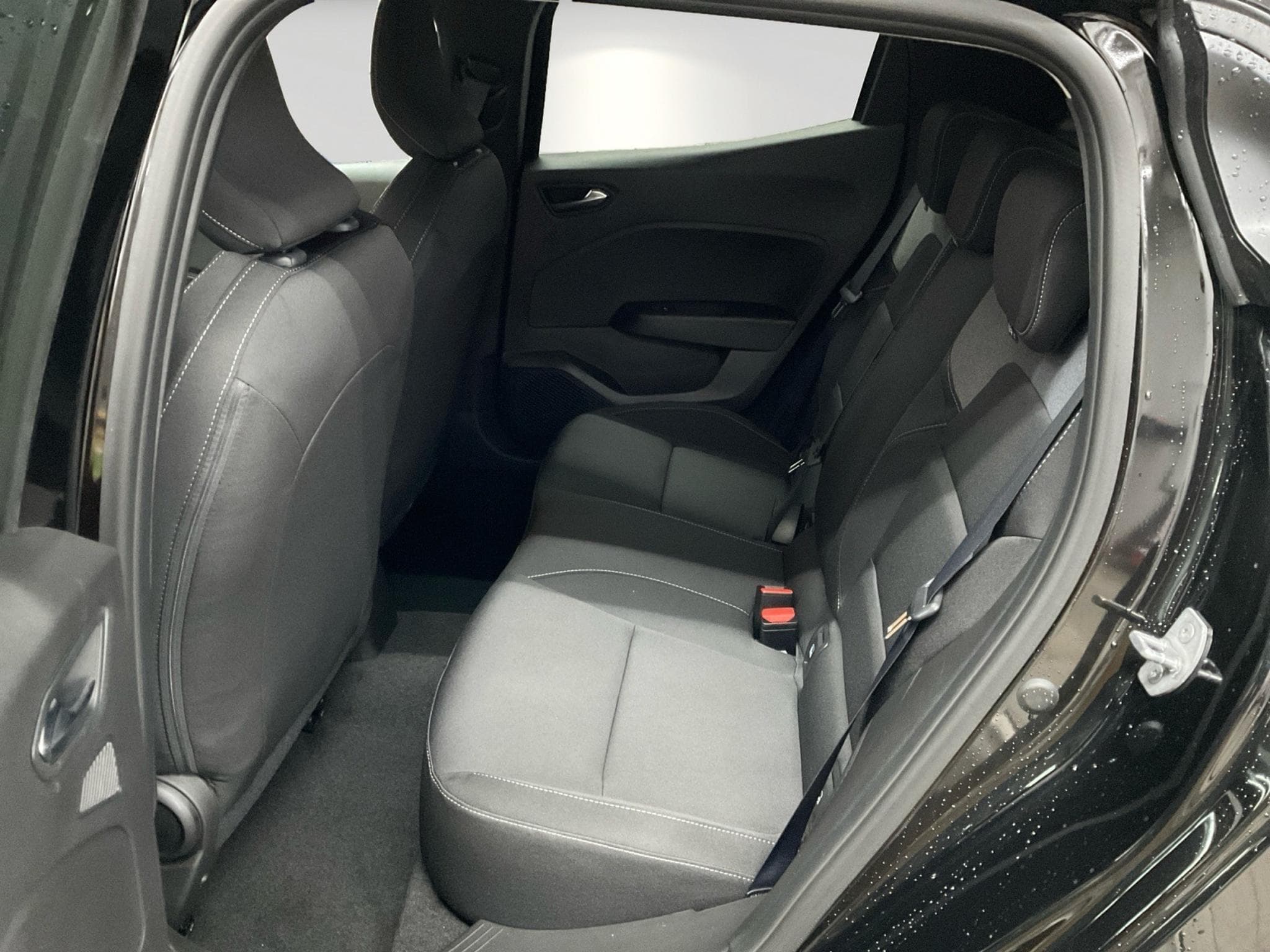 Renault Clio Evolution Full Hybrid E-Tech 145 (2026) - Photo 7