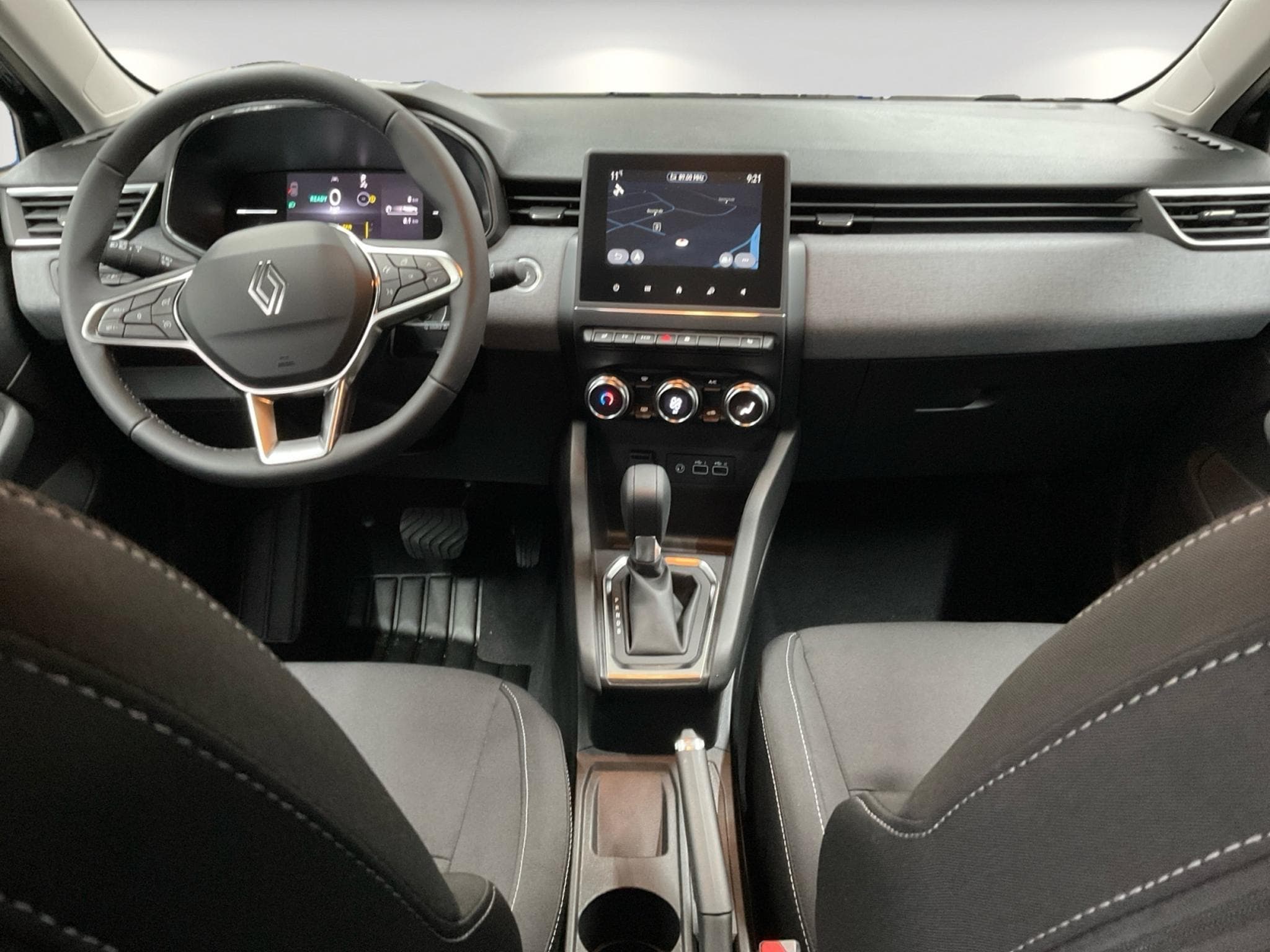 Renault Clio Evolution Full Hybrid E-Tech 145 (2026) - Photo 9