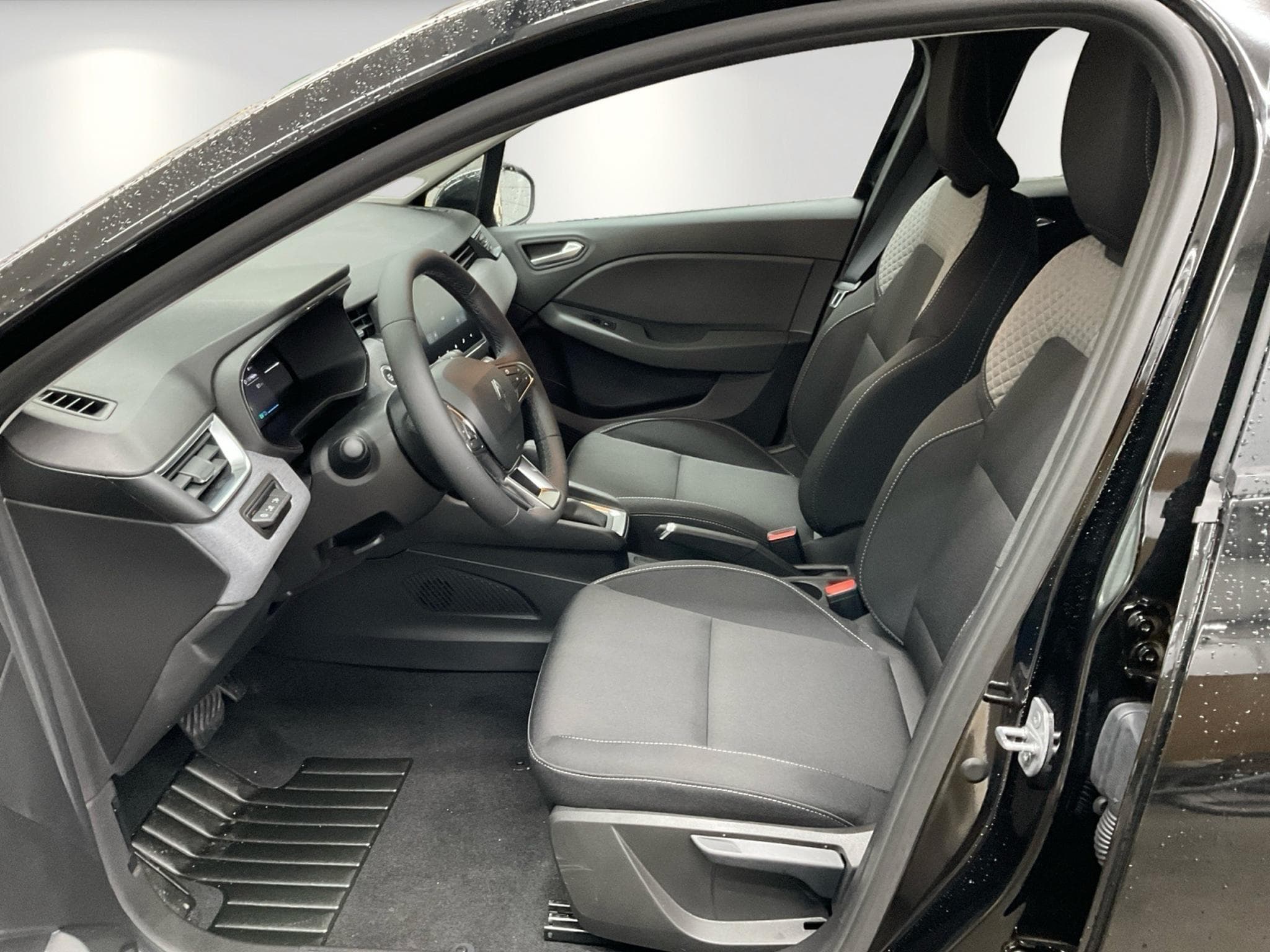 Renault Clio Evolution Full Hybrid E-Tech 145 (2026) - Photo 8